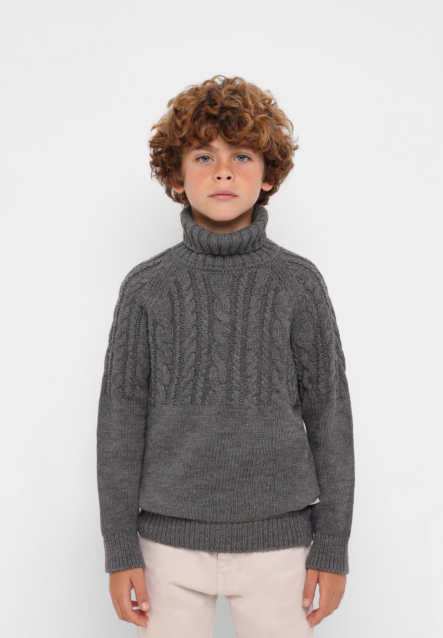JERSEY OCHOS CUELLO ALTO