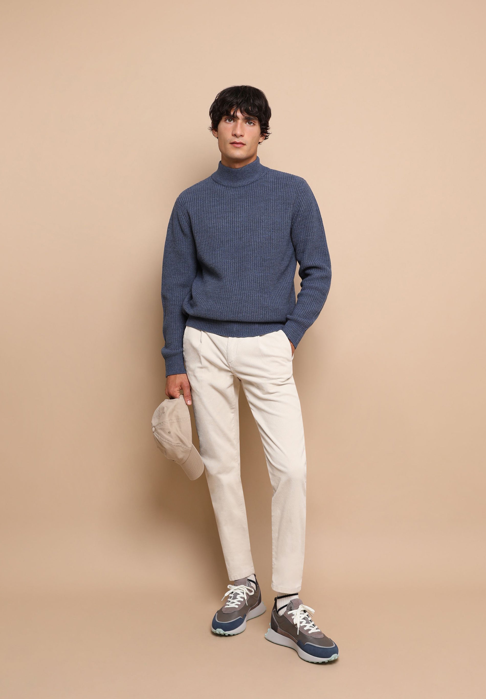 PANTALÓN PINZAS PANA