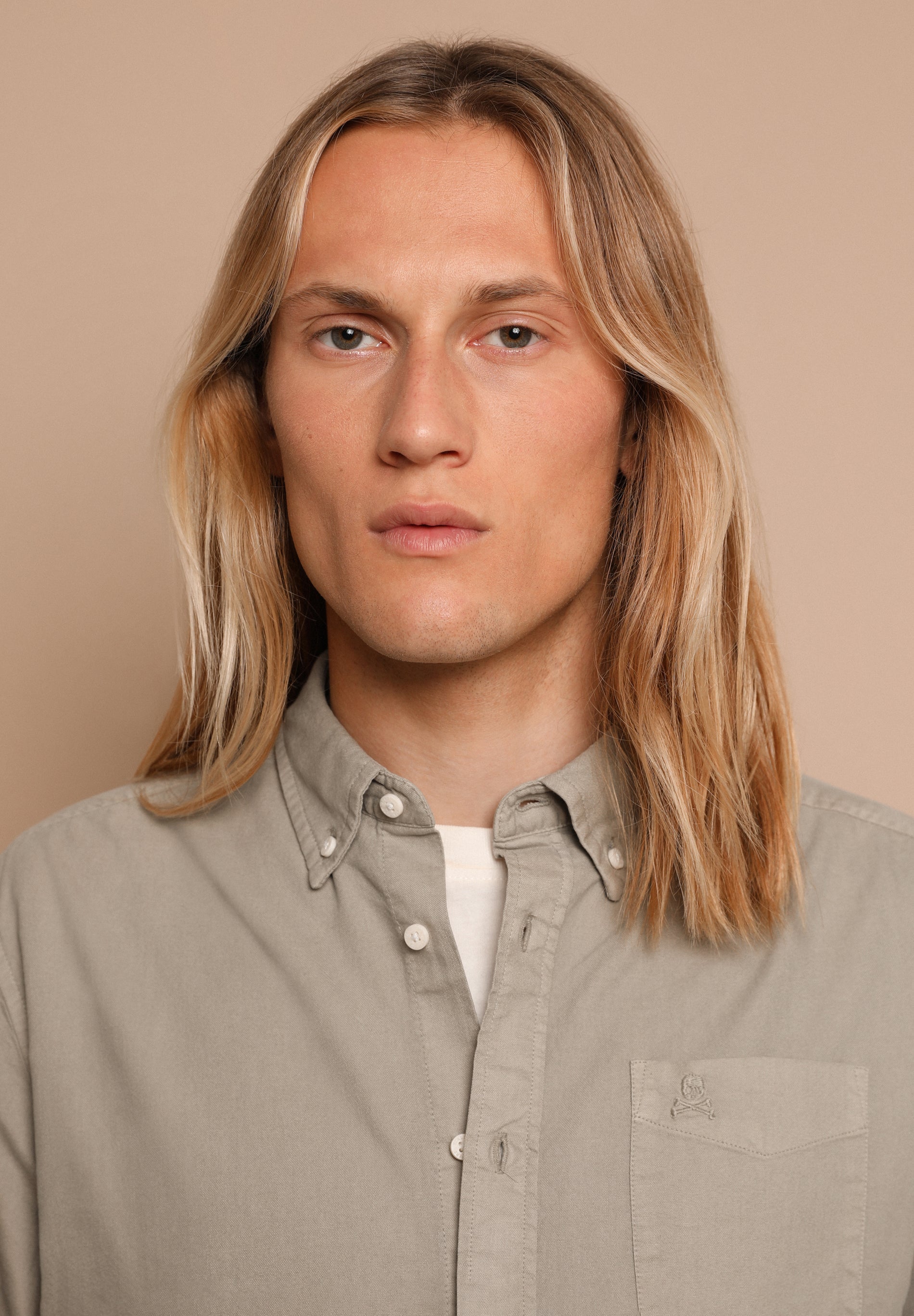 CAMISA CUELLO BOTONES