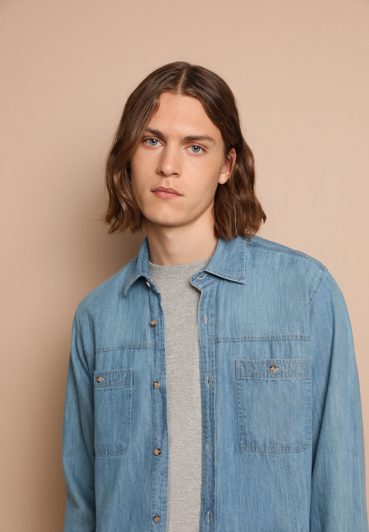 CAMISA DENIM BOLSILLOS