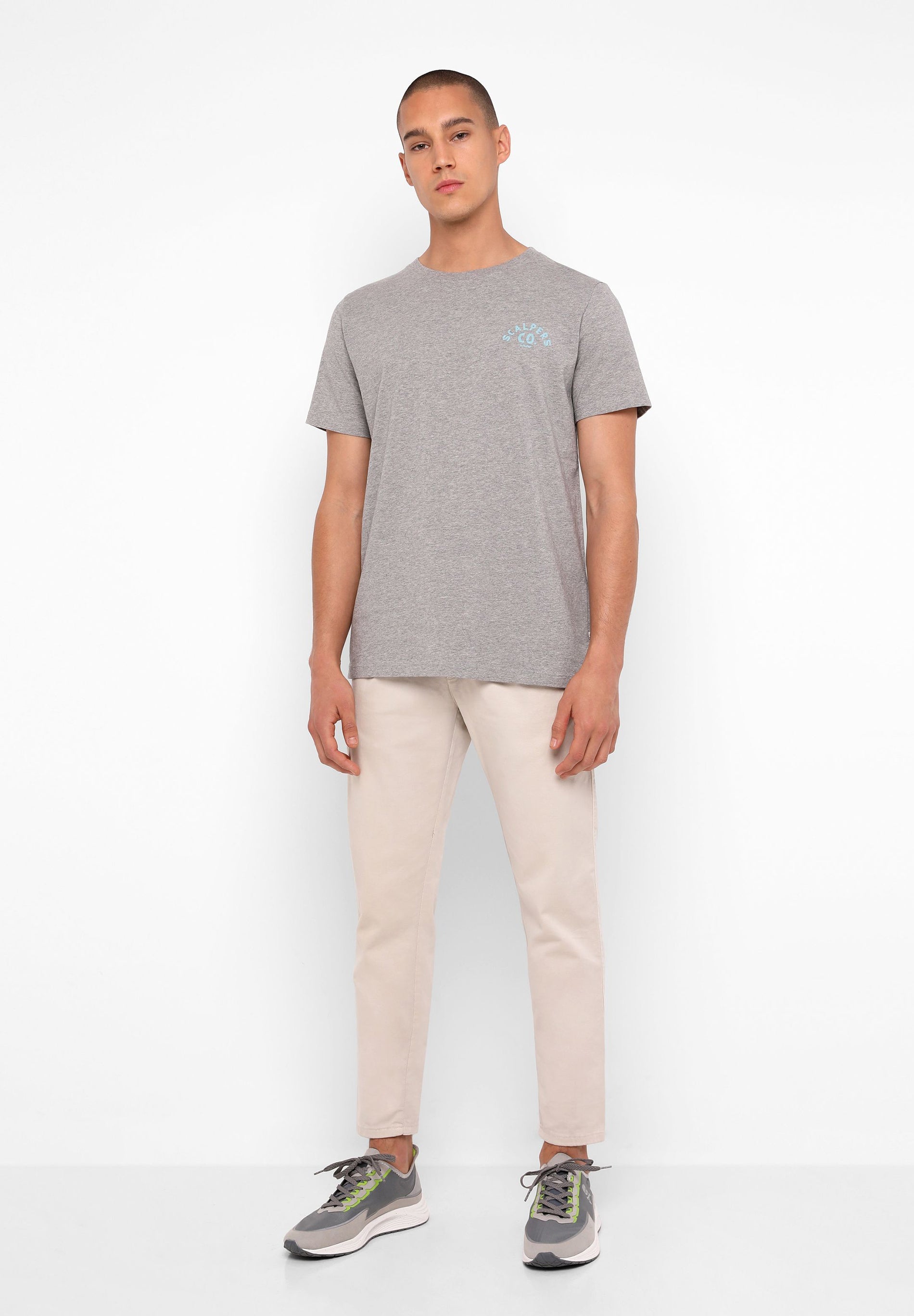 CAMISETA LOGO PECHO