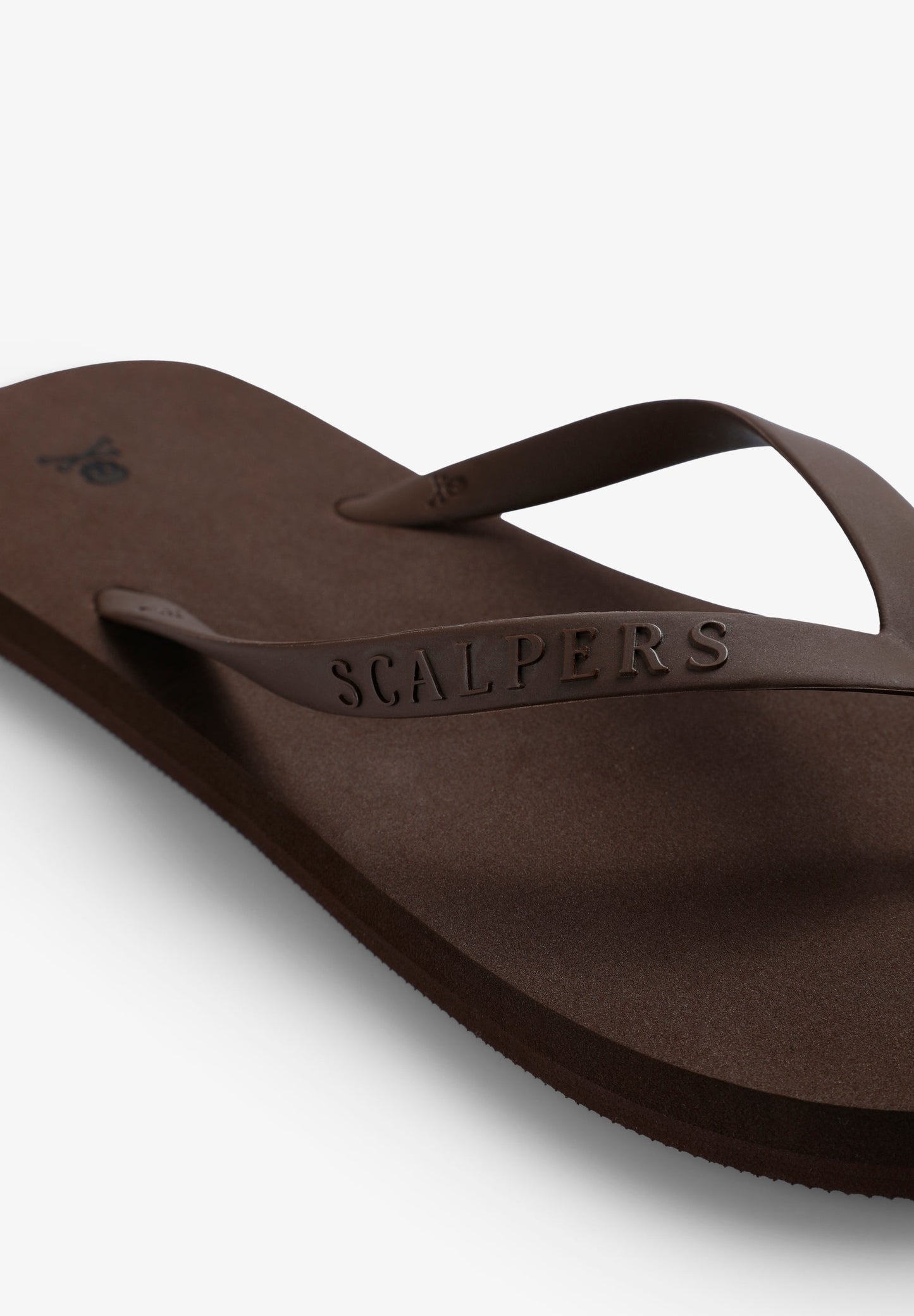 CHANCLA BÁSICA CALAVERA