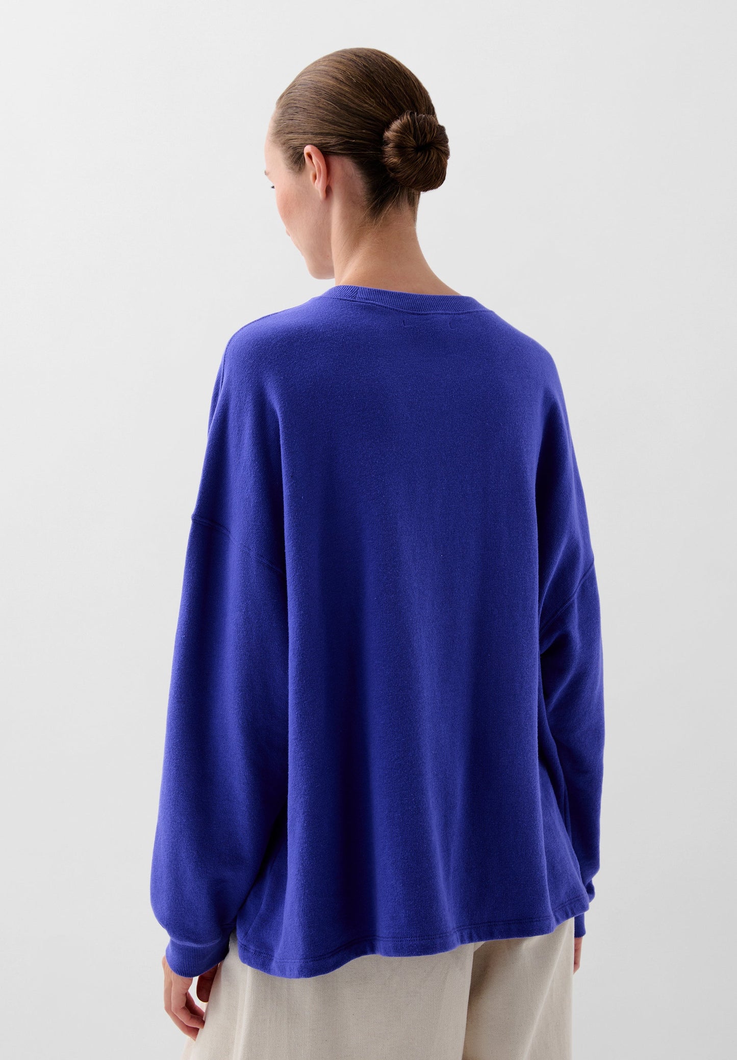 POLERÓN CALAVERA BORDADA TONO