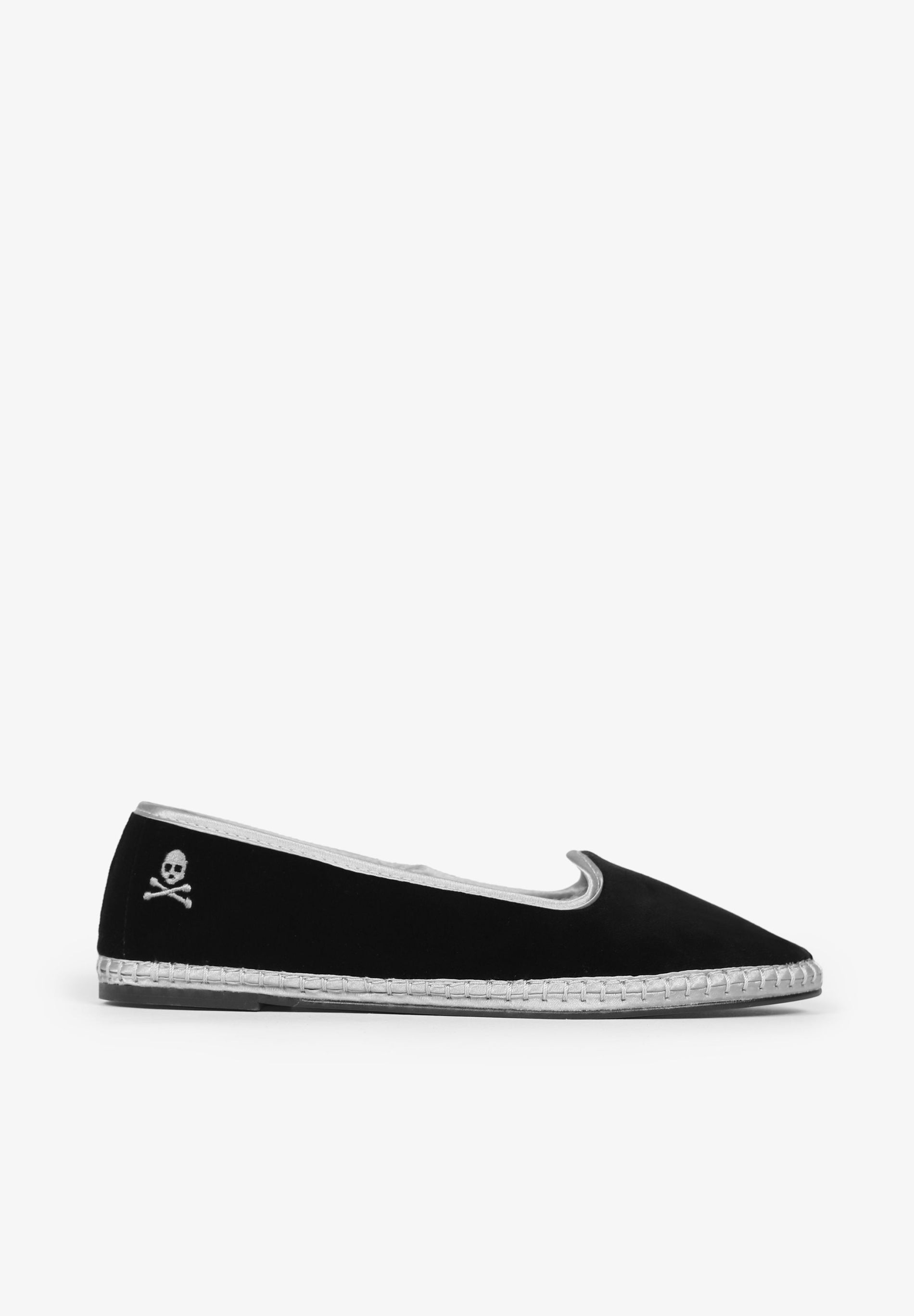 VELVET SLIPPER