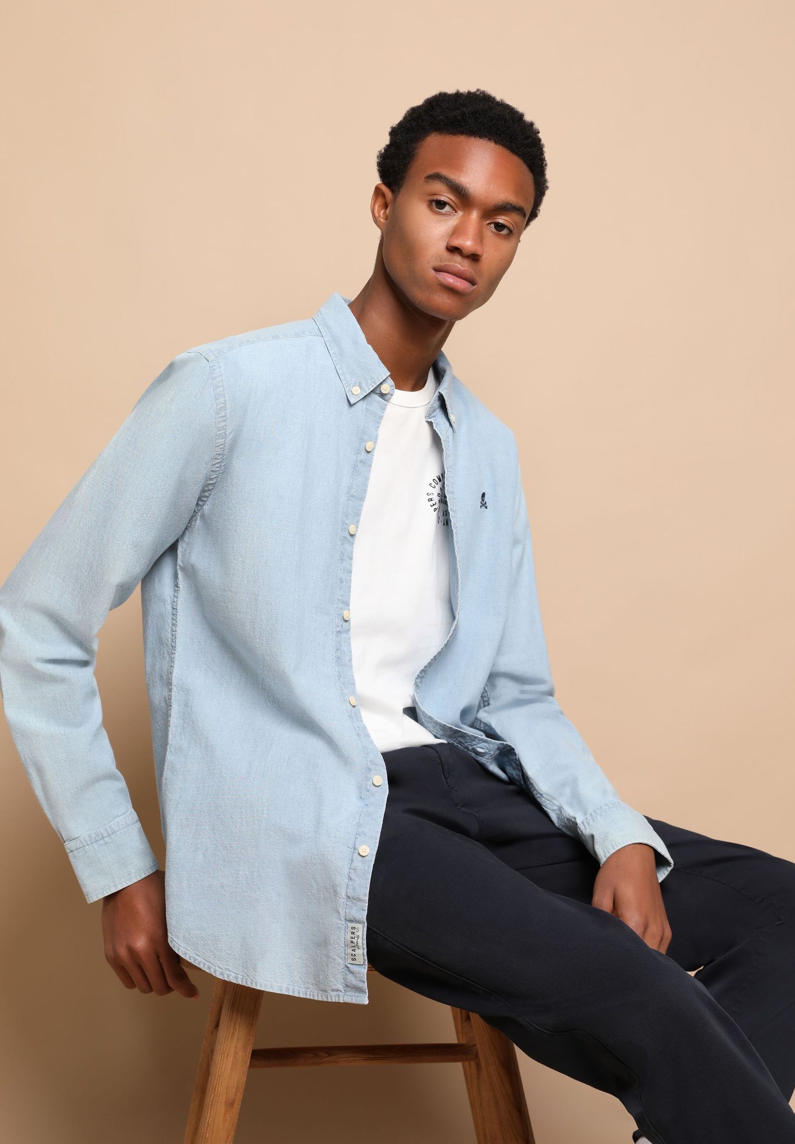 CAMISA DENIM CUELLO BOTONES