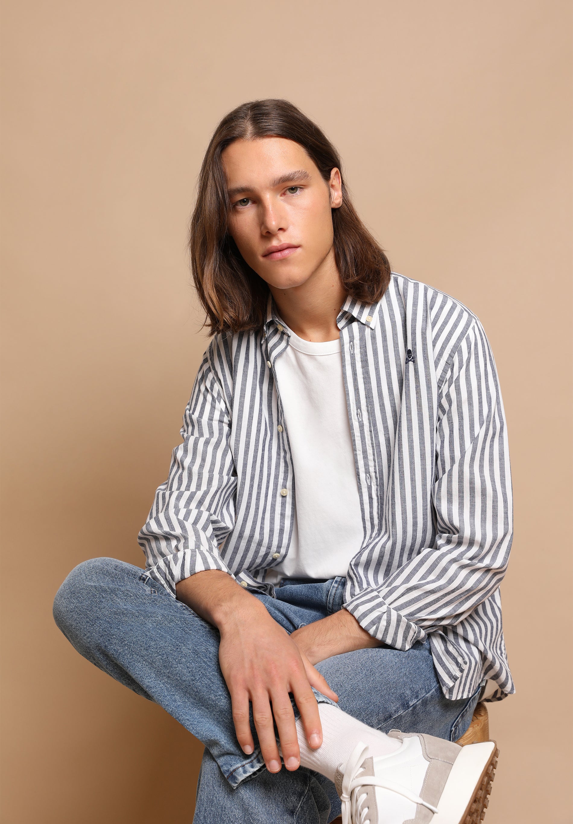 CAMISA RAYAS CUELLO BOTONES