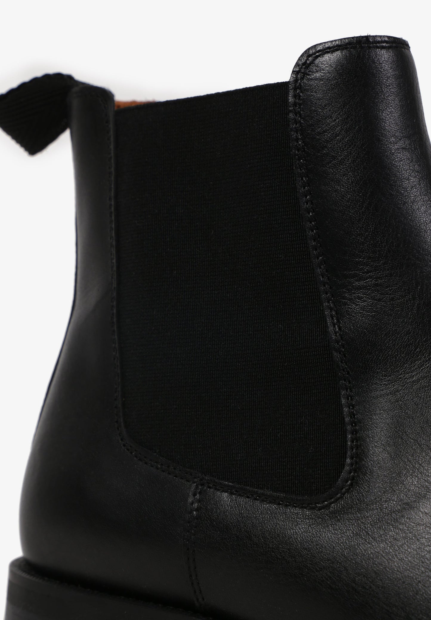 CHELSEA LEATHER BOOTS II