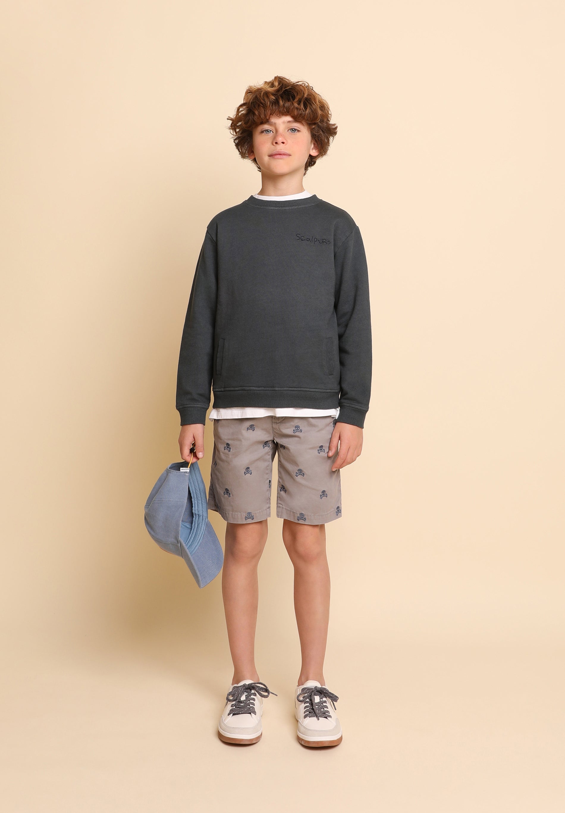 BERMUDAS CALAVERAS ALL OVER