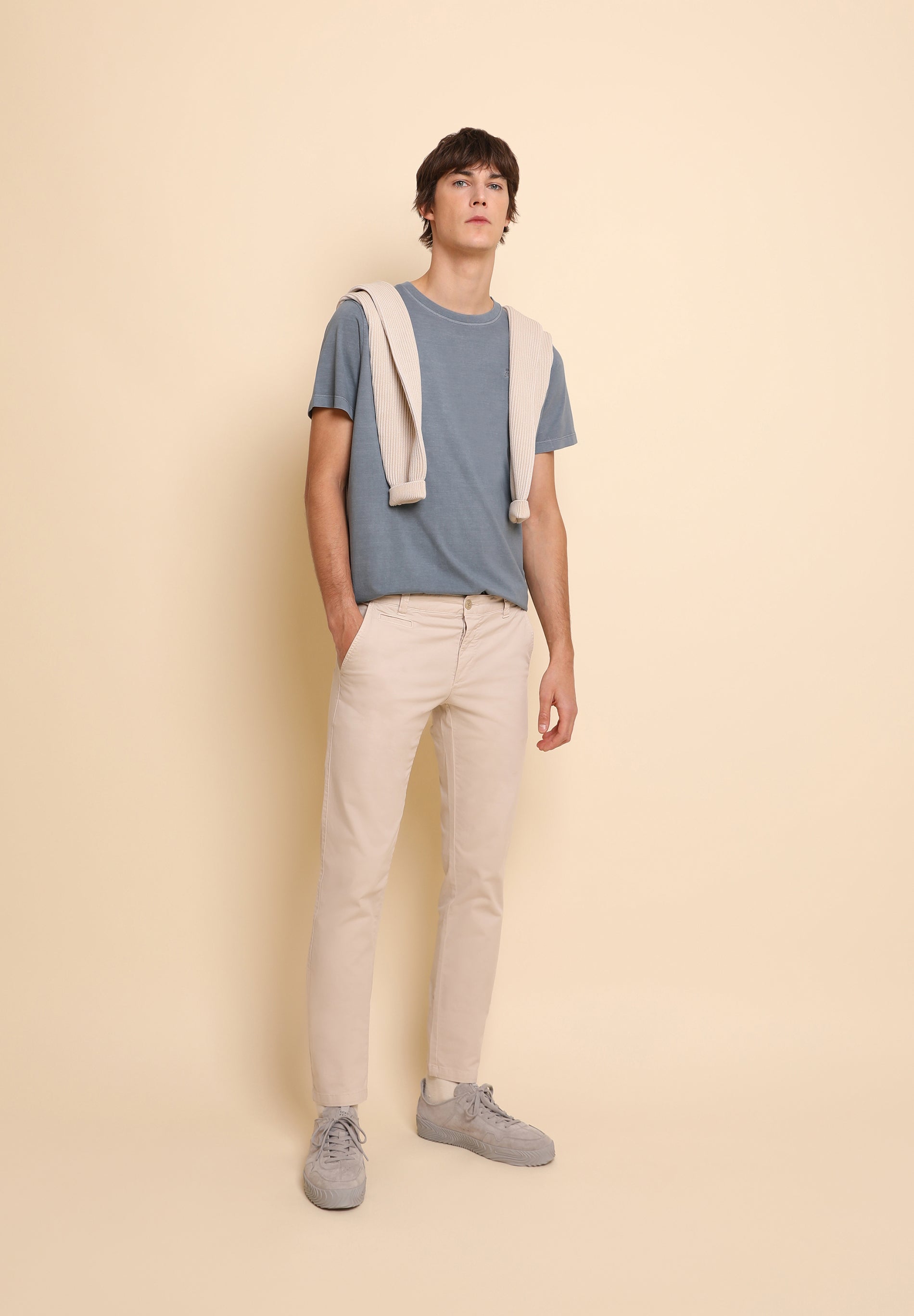 PANTALÓN CHINO CASUAL