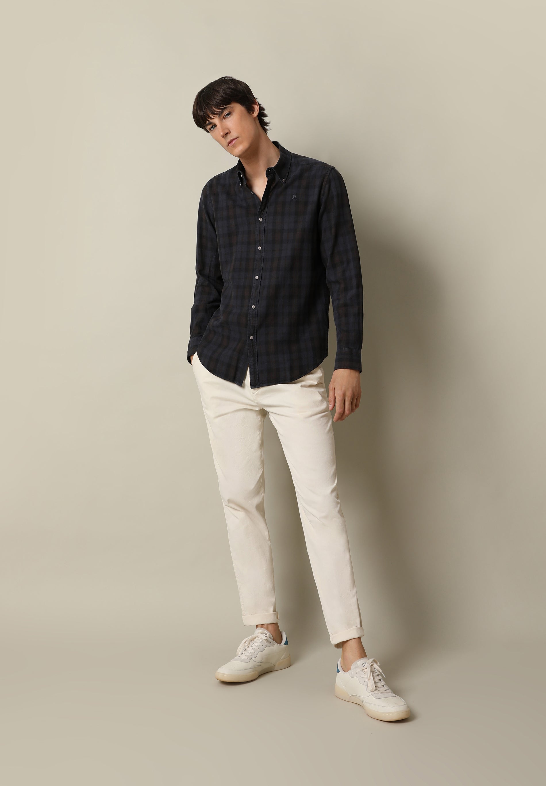 CAMISA CUADROS CUELLO BOTONES