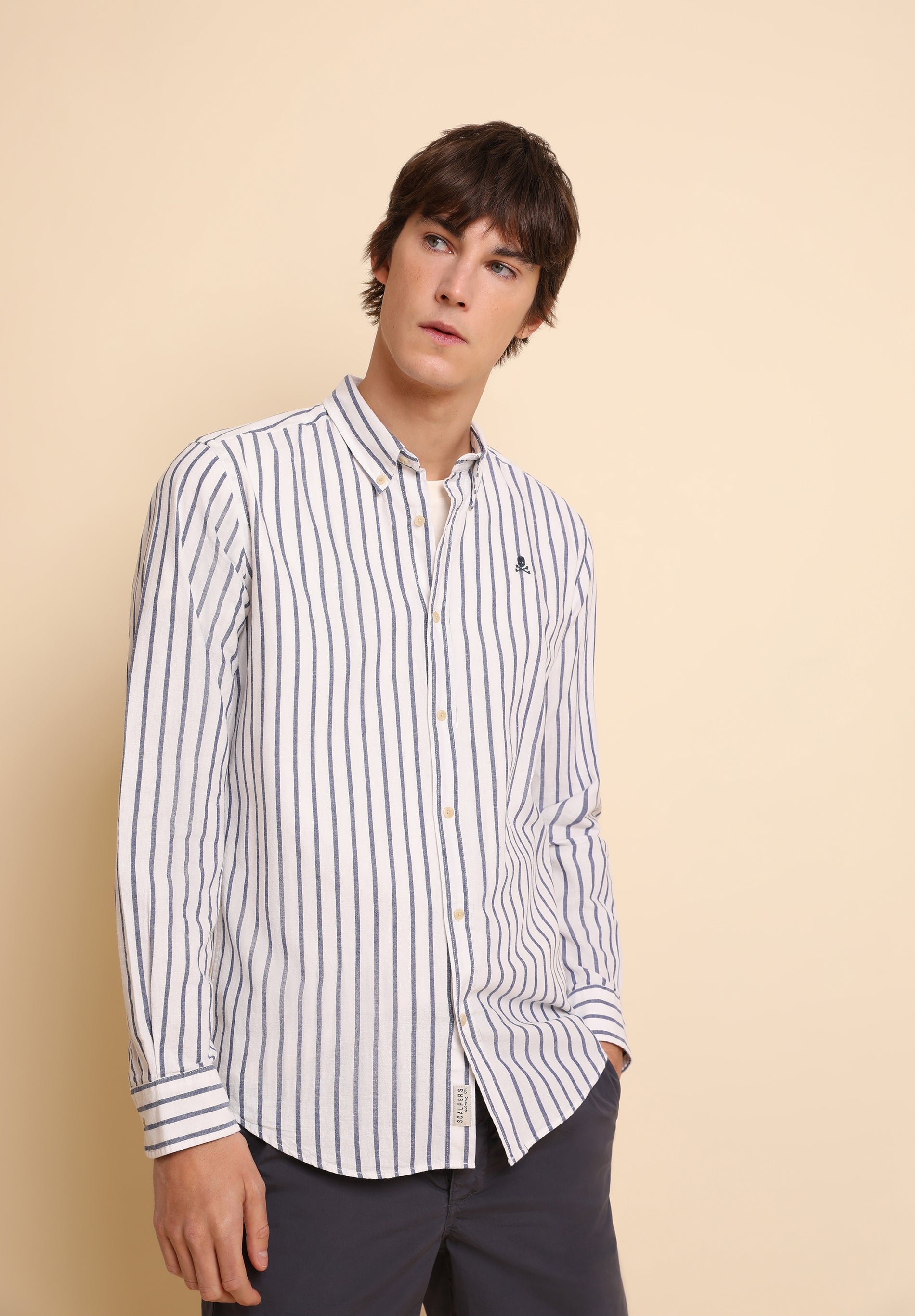 CAMISA RAYAS CUELLO BOTONES