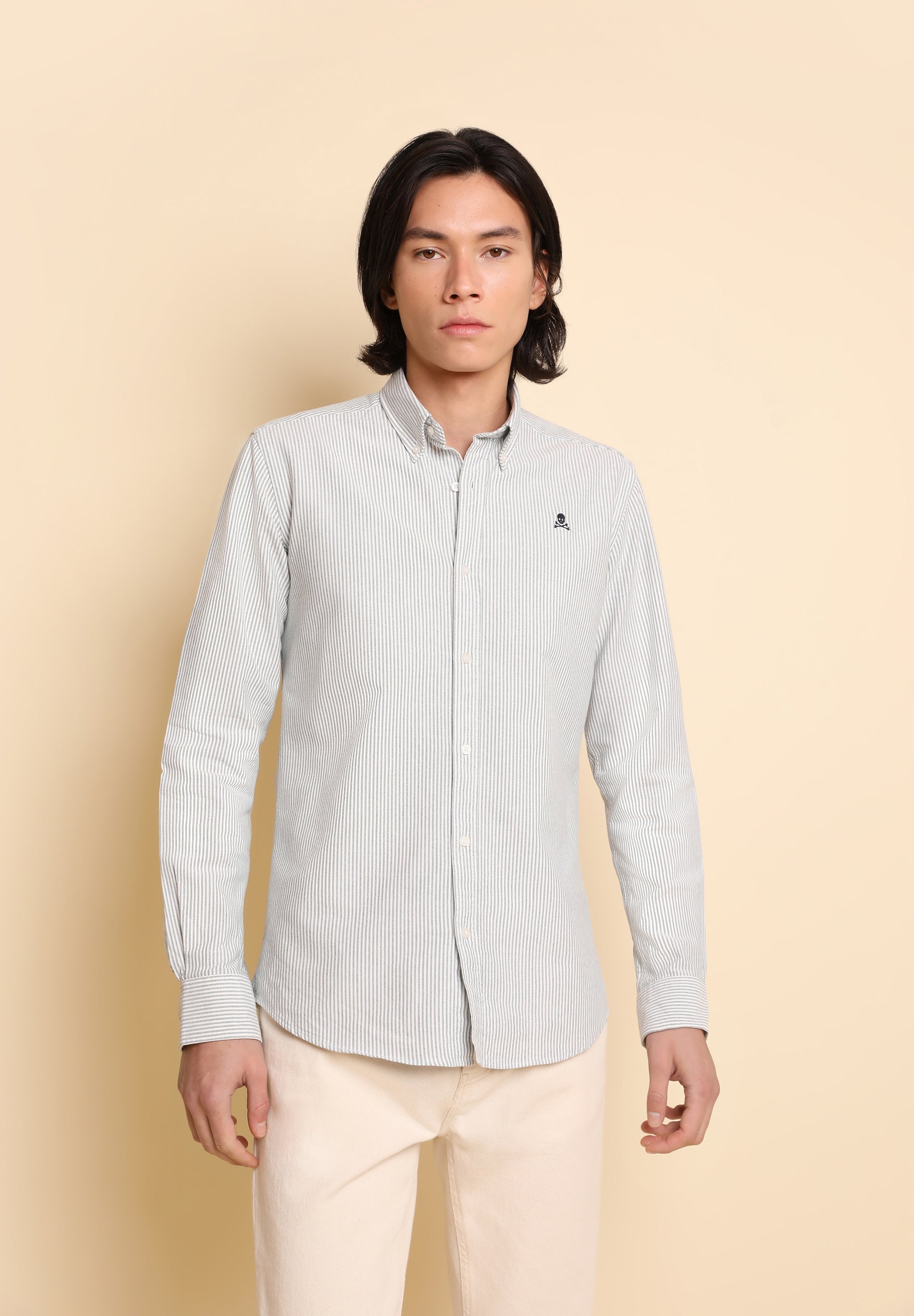 CAMISA OXFORD RAYAS CUELLO BOTONES