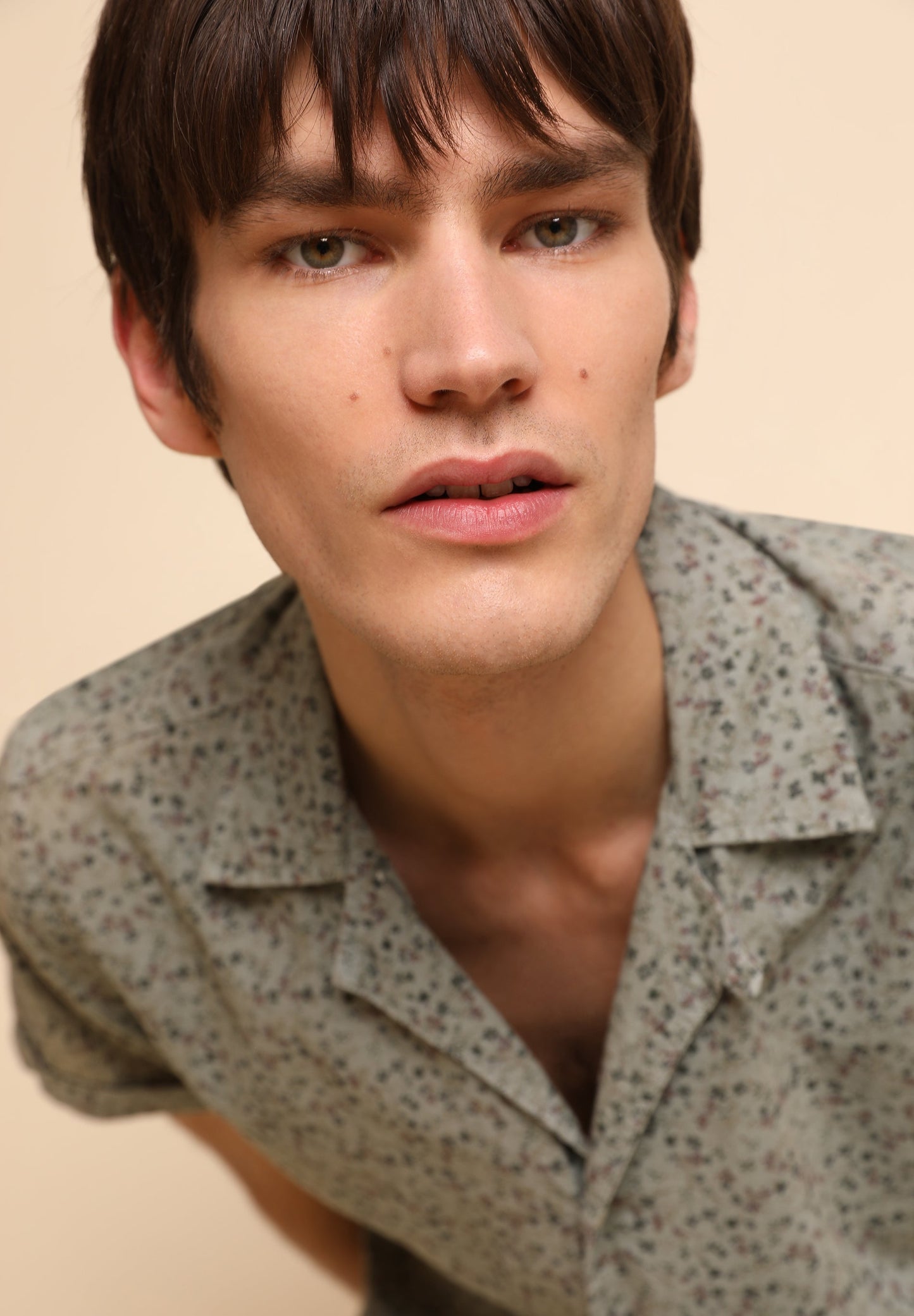 CAMISA MANGA CORTA FLORES