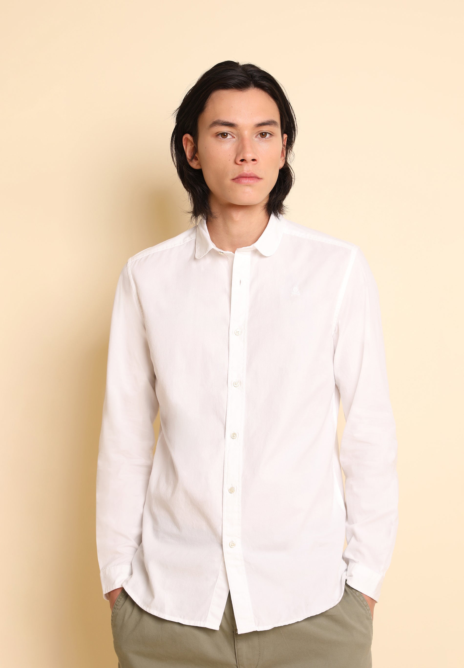 CAMISA CALAVERA CUELLO REDONDEADO