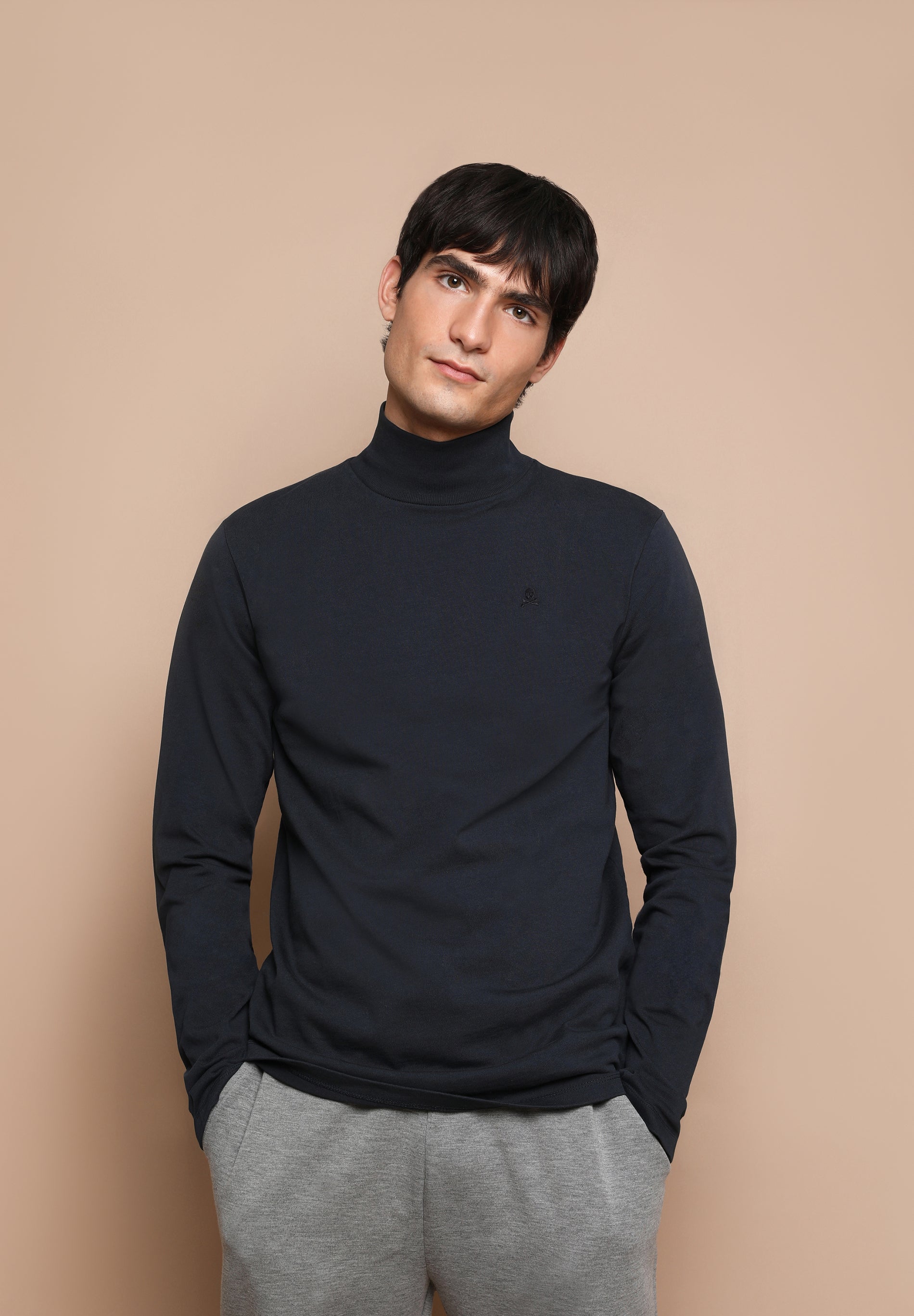 CAMISETA CUELLO ALTO