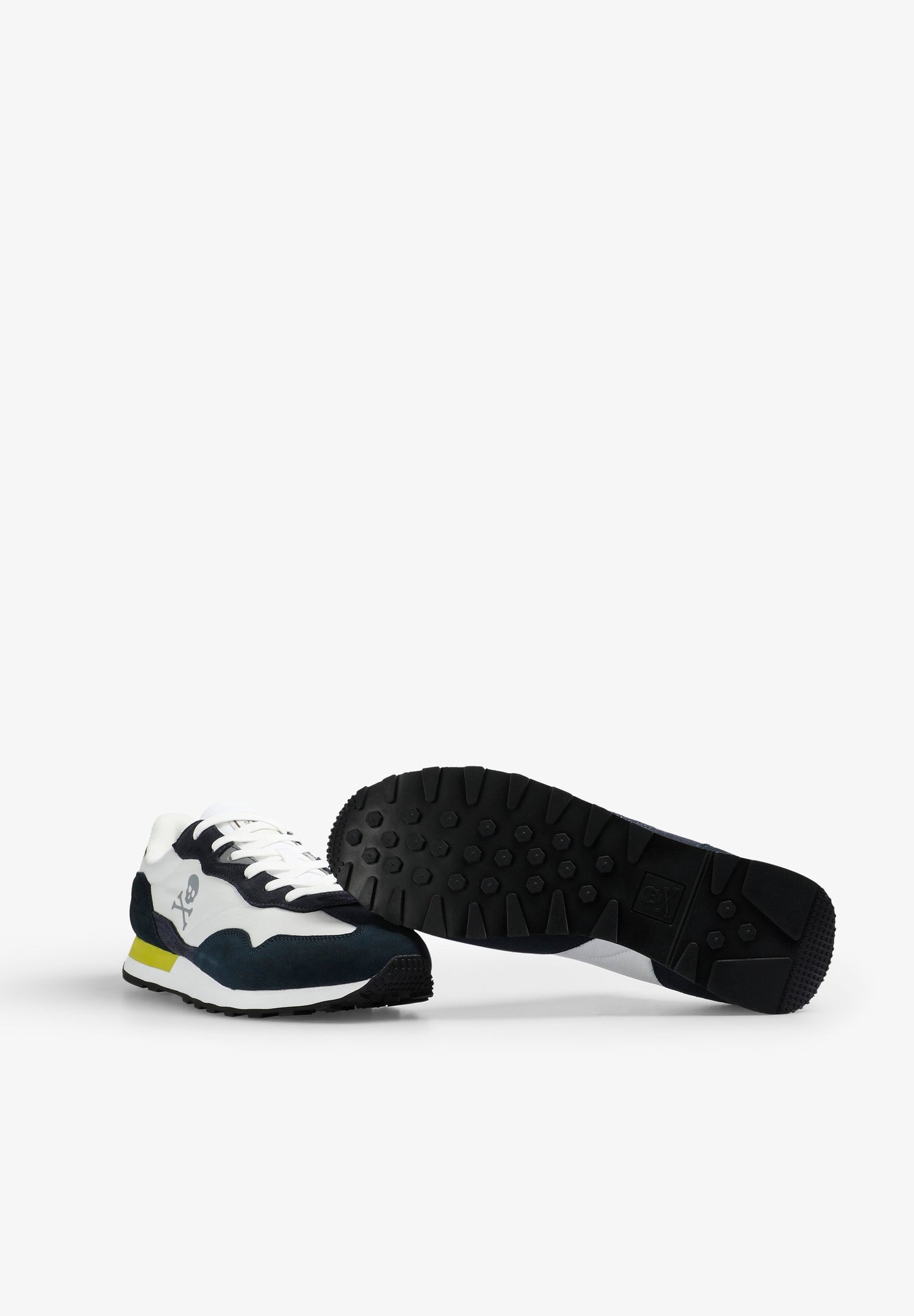 ZAPATILLA RETRO SERRAJE