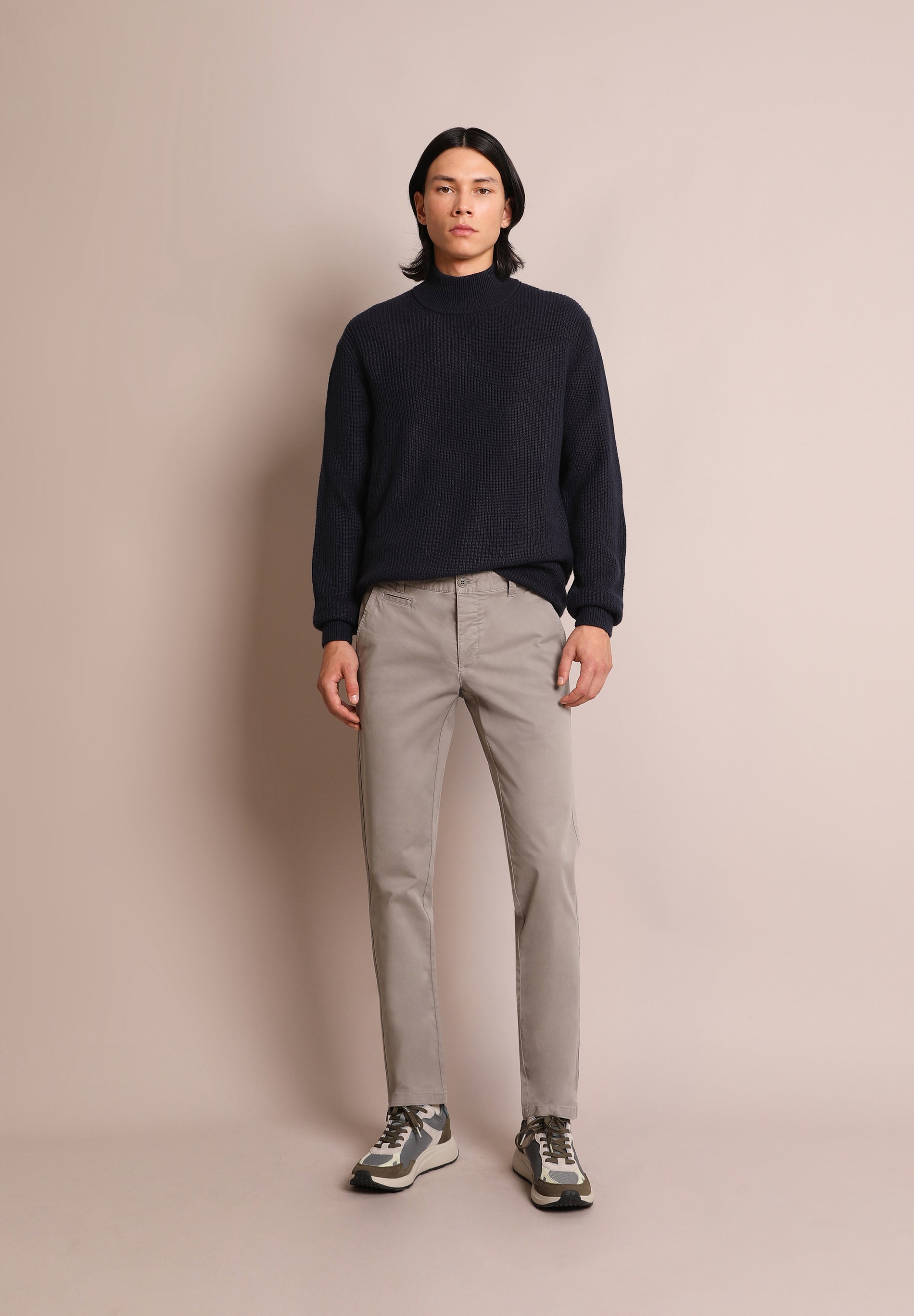 PANTALÓN CHINO CASUAL