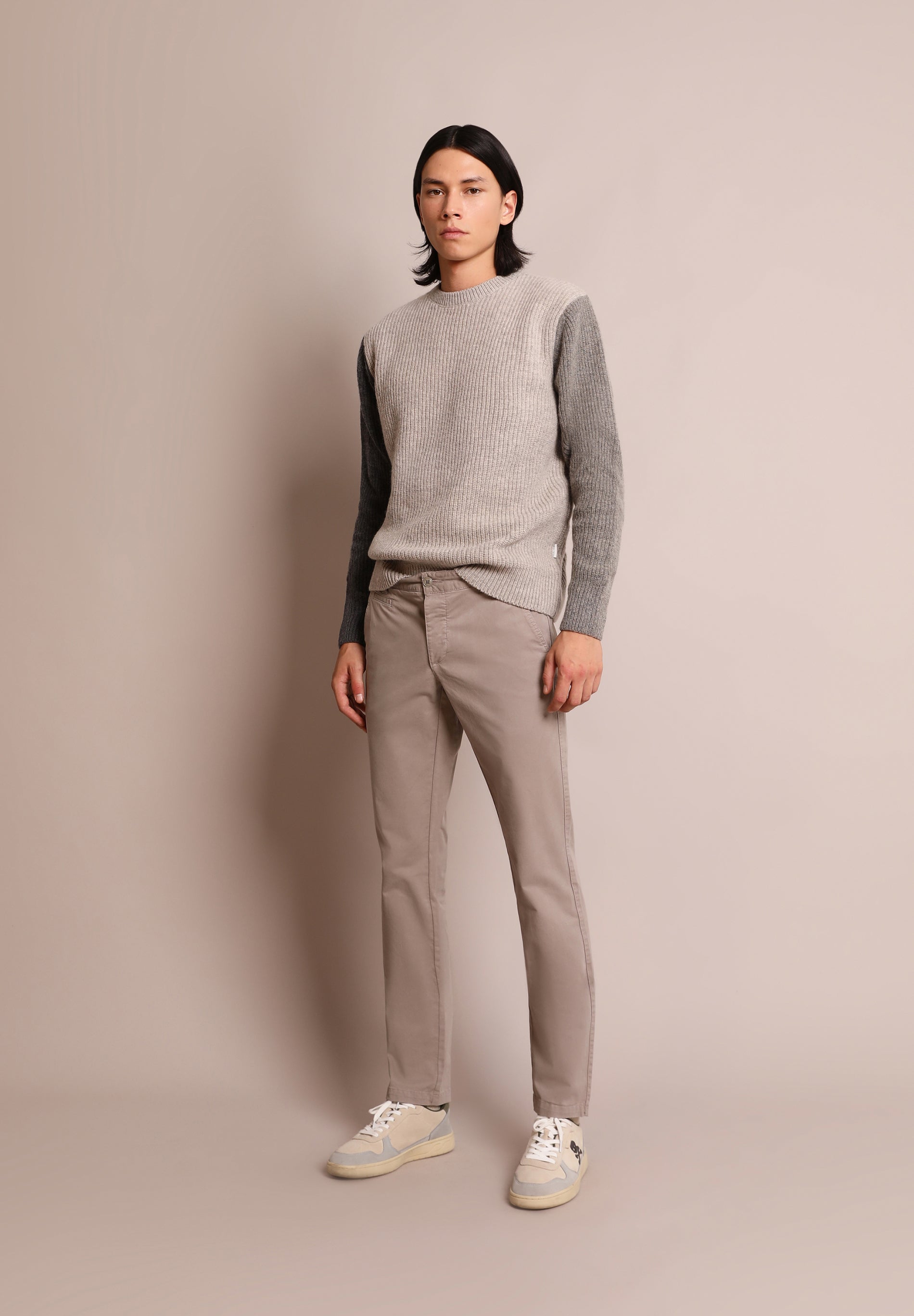 PANTALÓN CHINO CASUAL