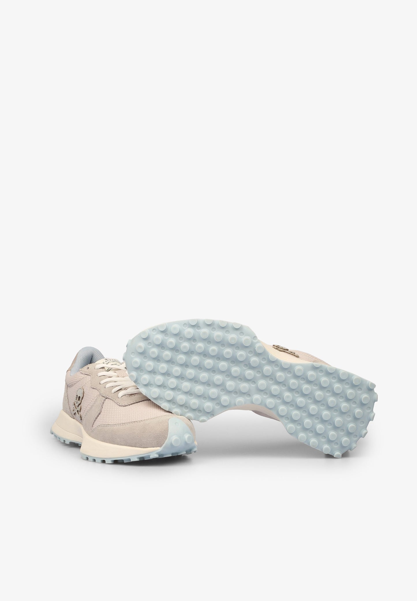 SNEAKERS CALAVERA SUELA DENTADA