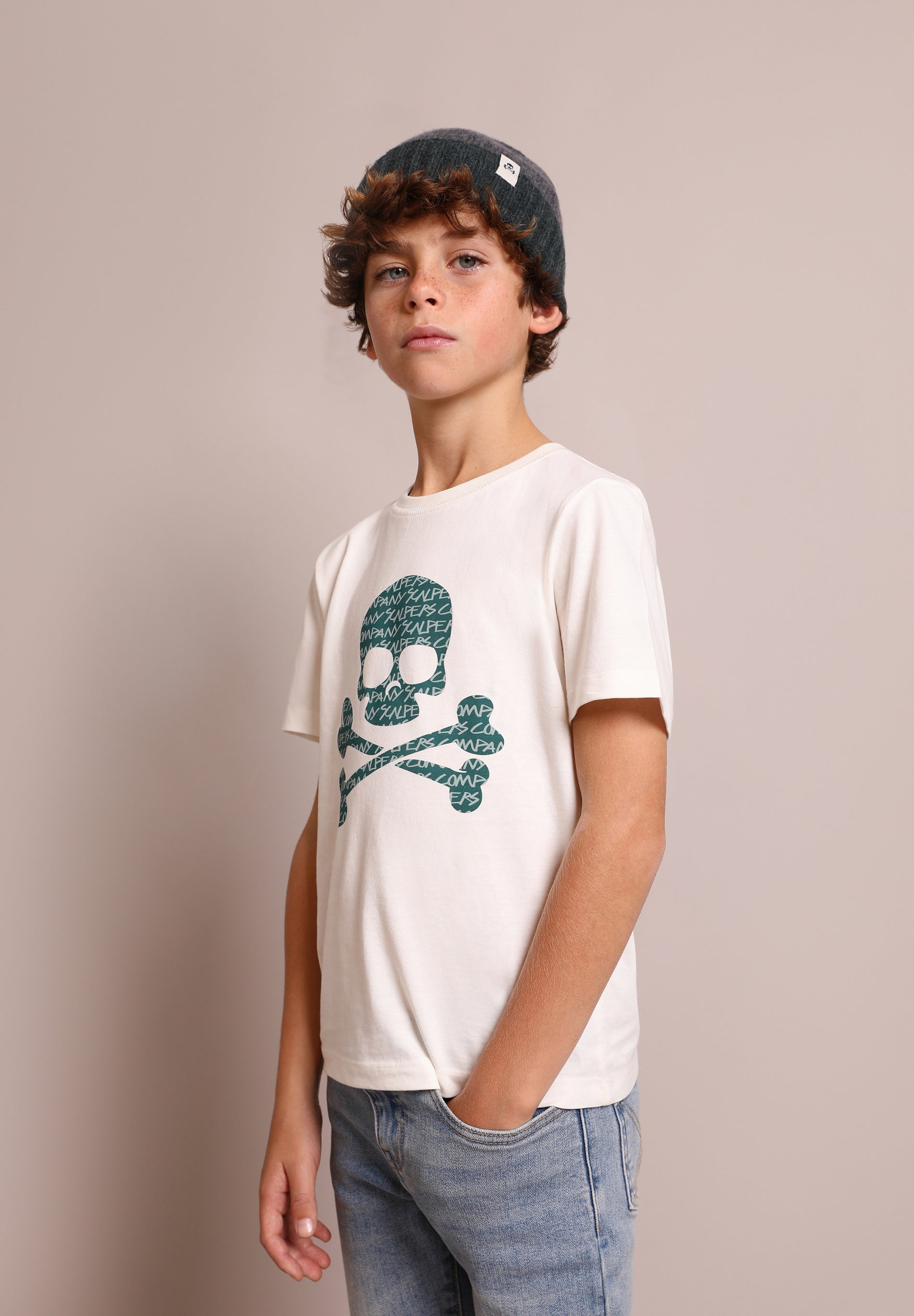 CAMISETA LOGO LETRAS