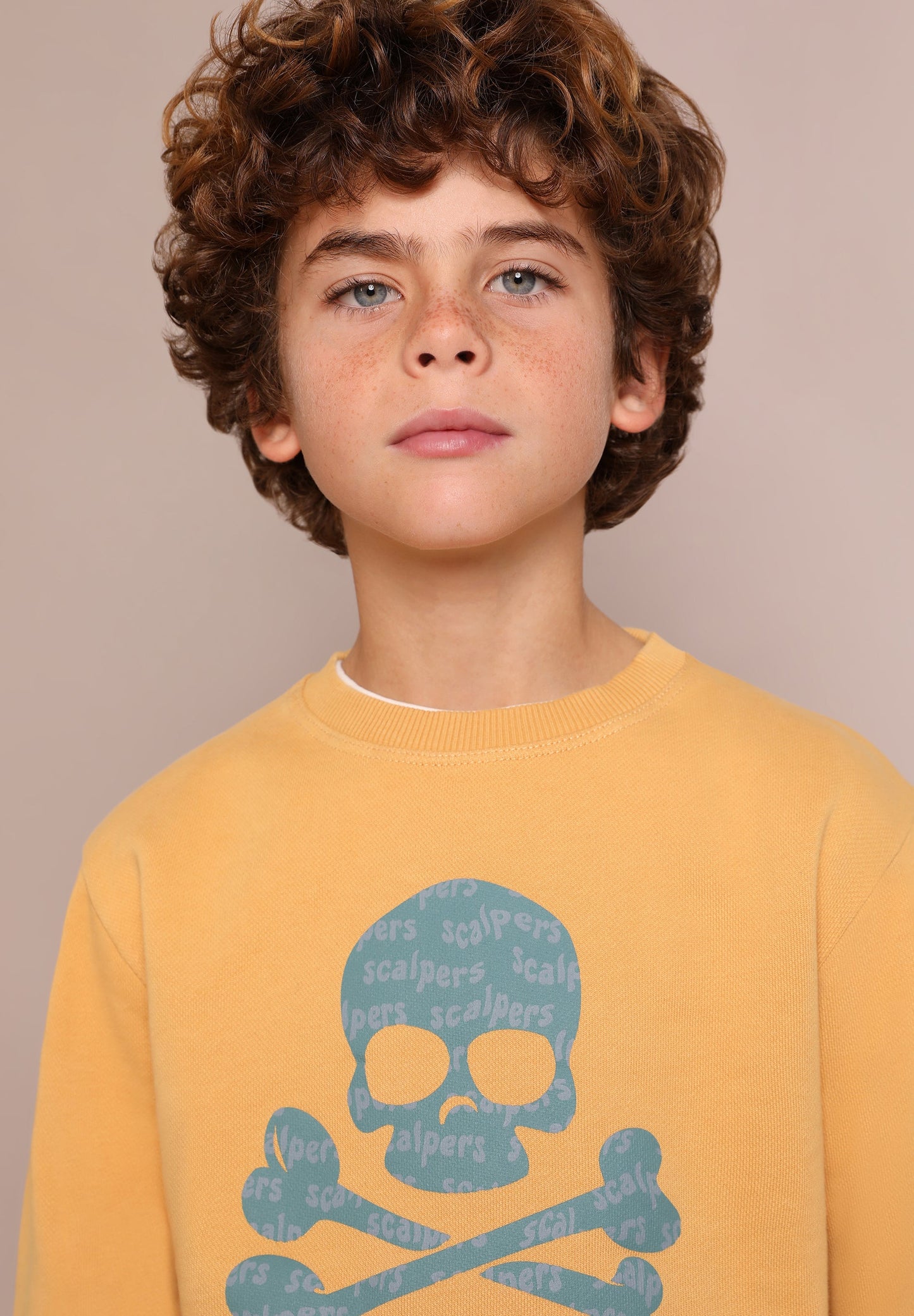 SUDADERA CALAVERA FRONTAL