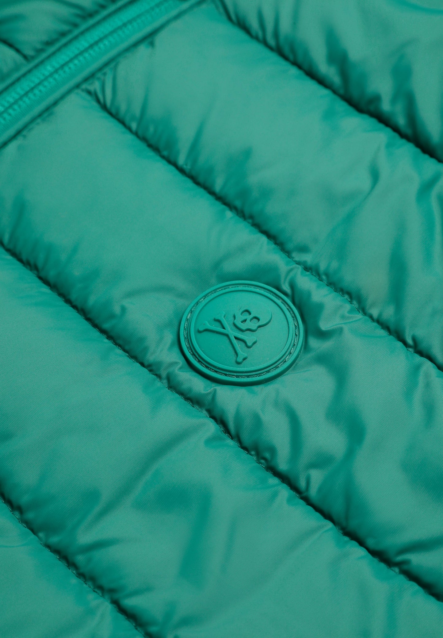 CHALECO ACOLCHADO CALAVERA PARCHE