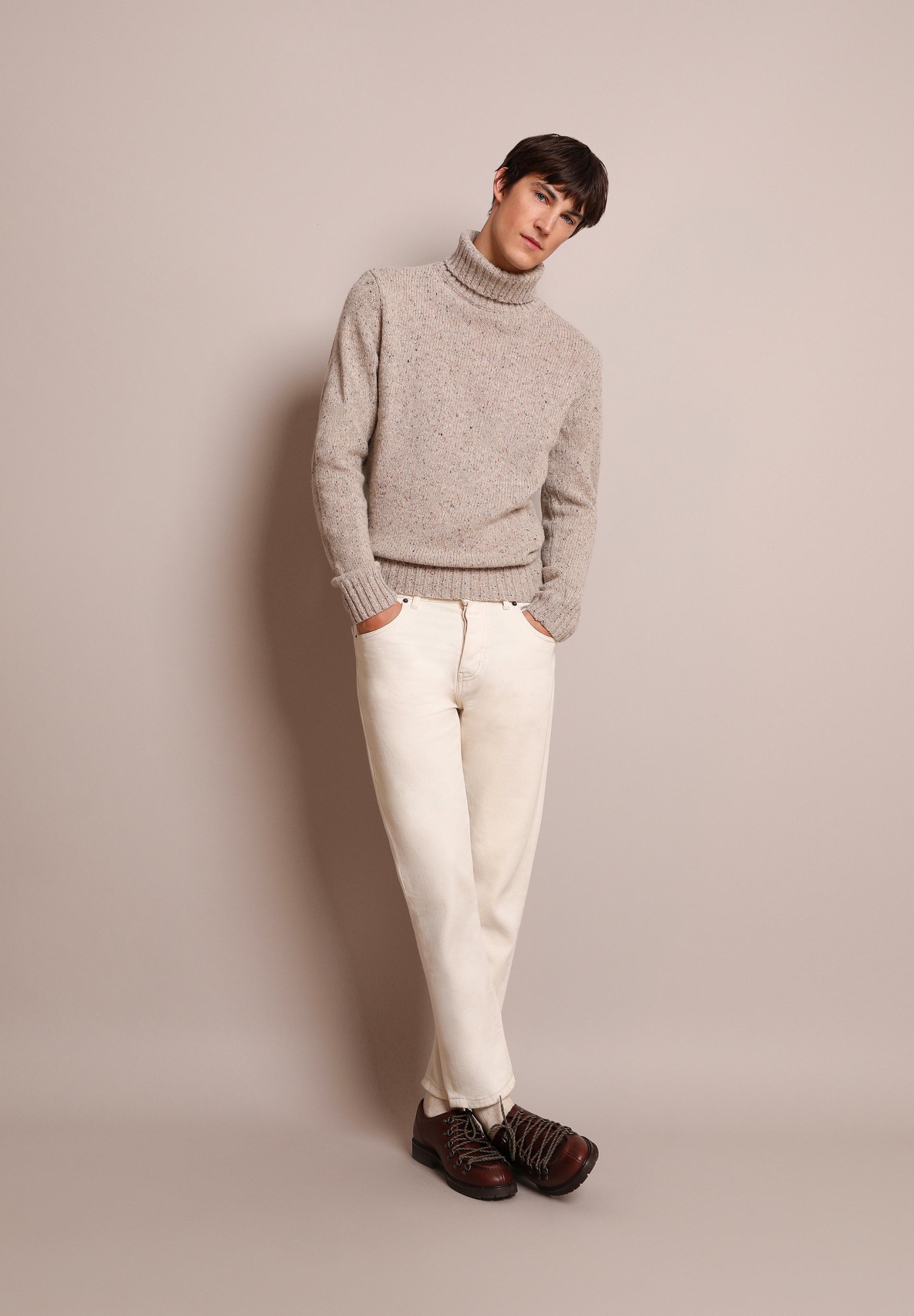 PANTALÓN DENIM CROPPED