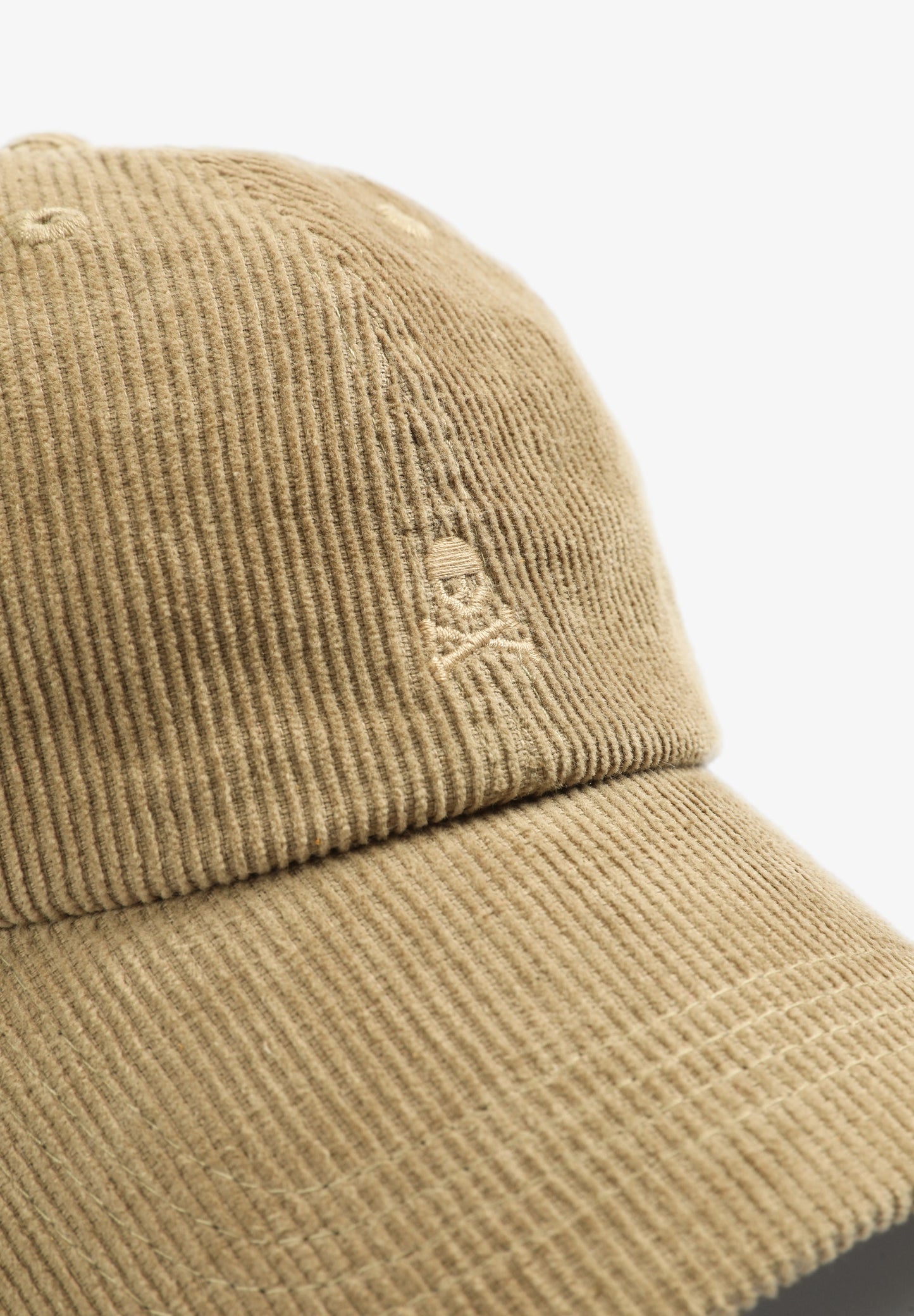 GORRA PANA CALAVERA BORDADA