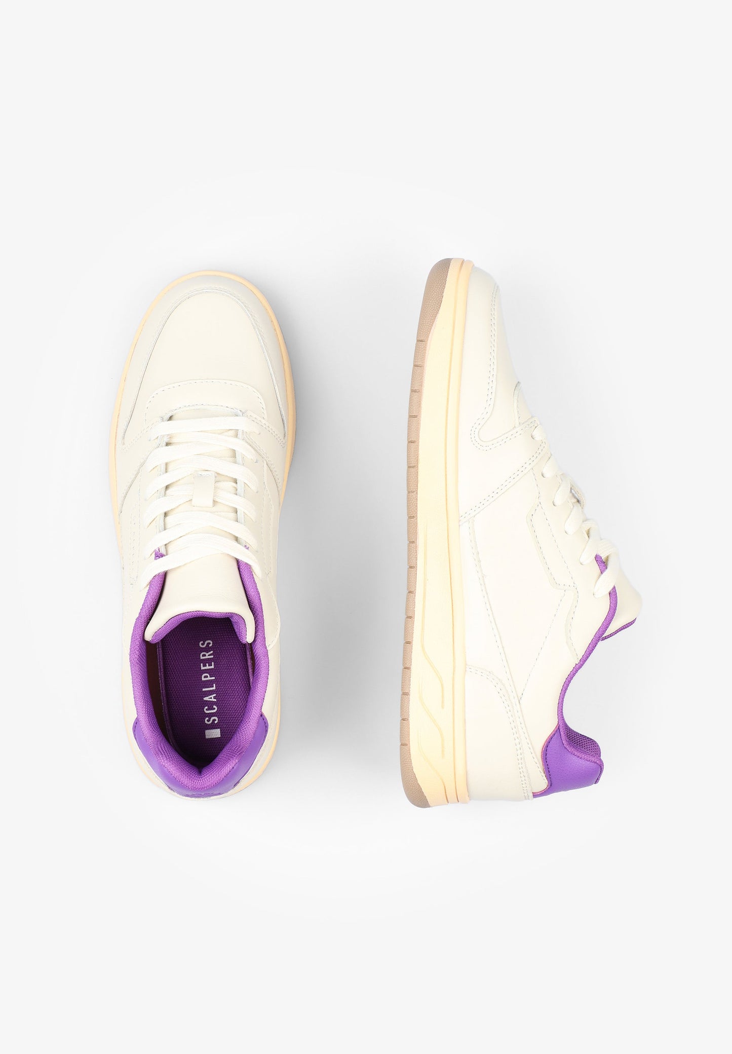 SNEAKERS DETALLE TALÓN