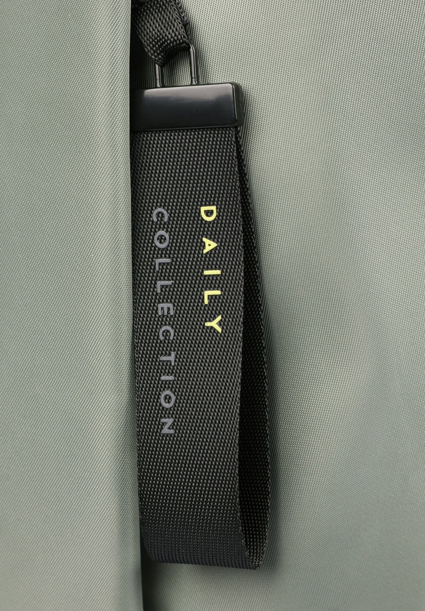 MOCHILA BOLSILLO FRONTAL CREMALLERA