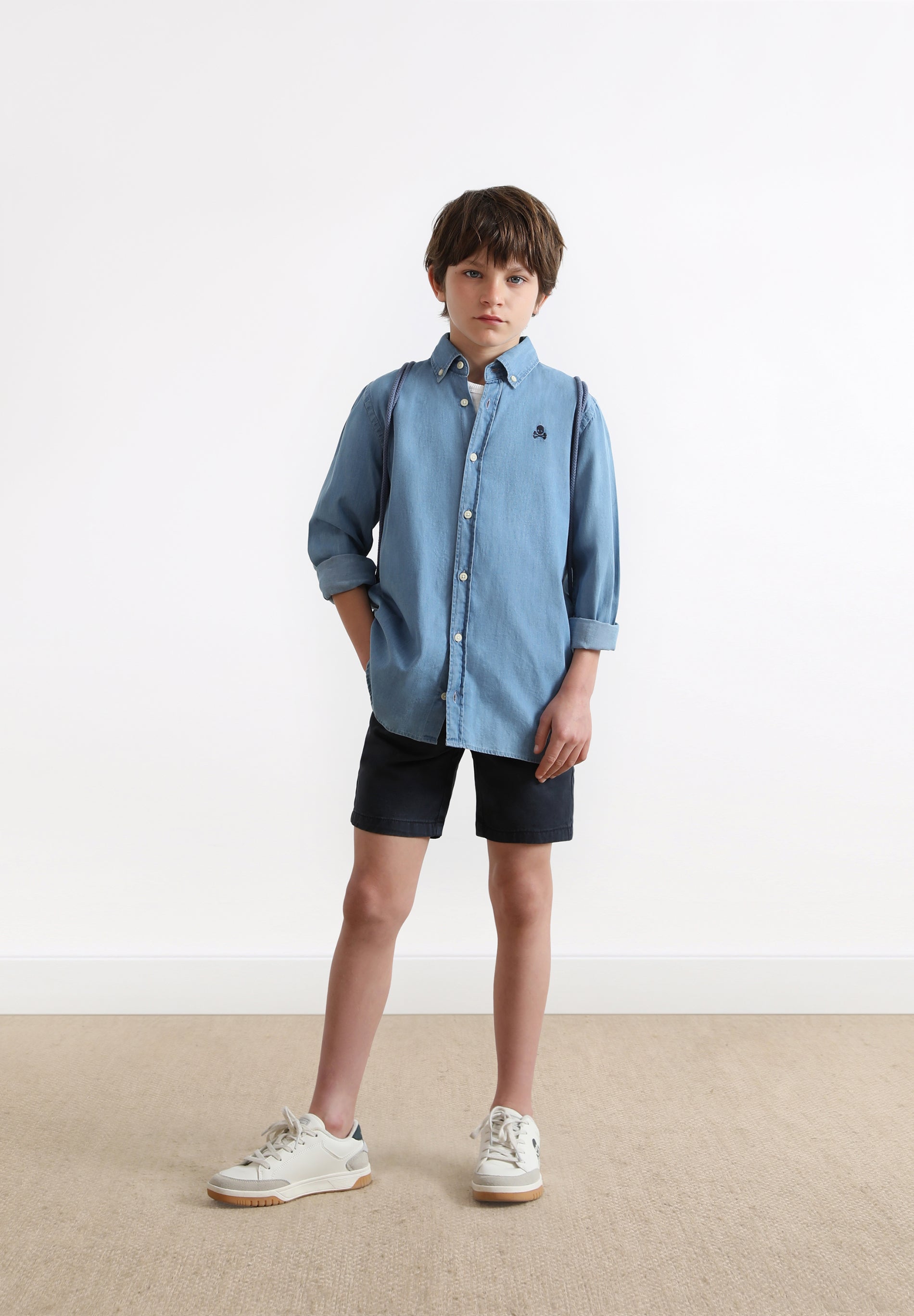 CAMISA DENIM CUELLO BOTONES