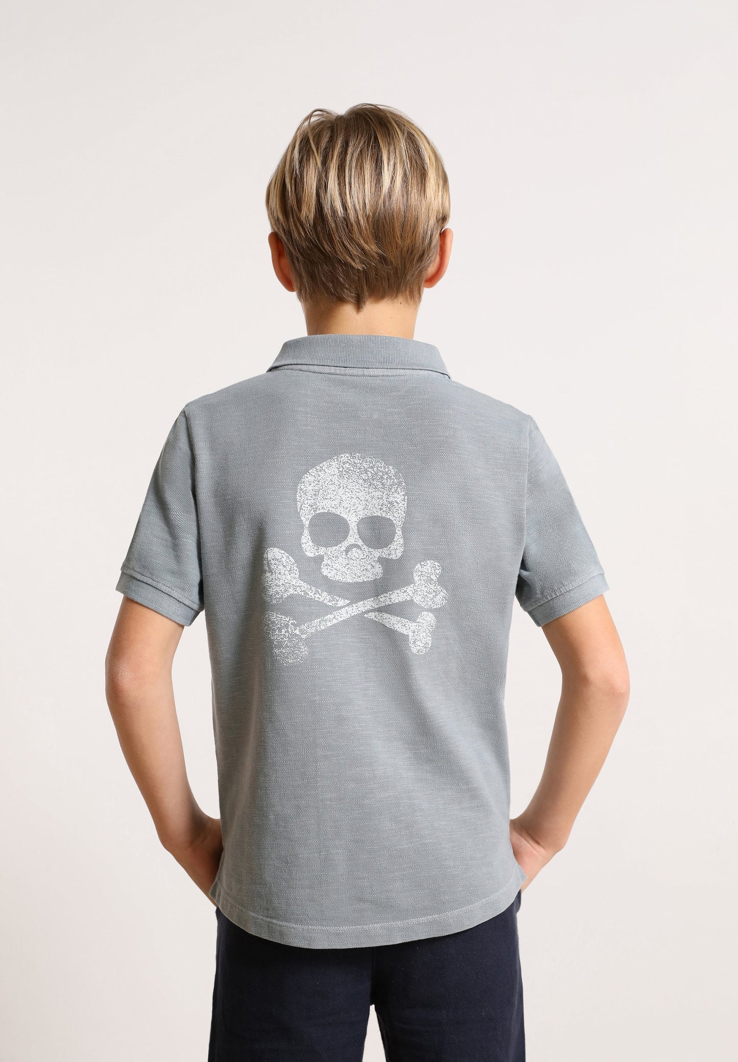 POLO CALAVERA TRASERA