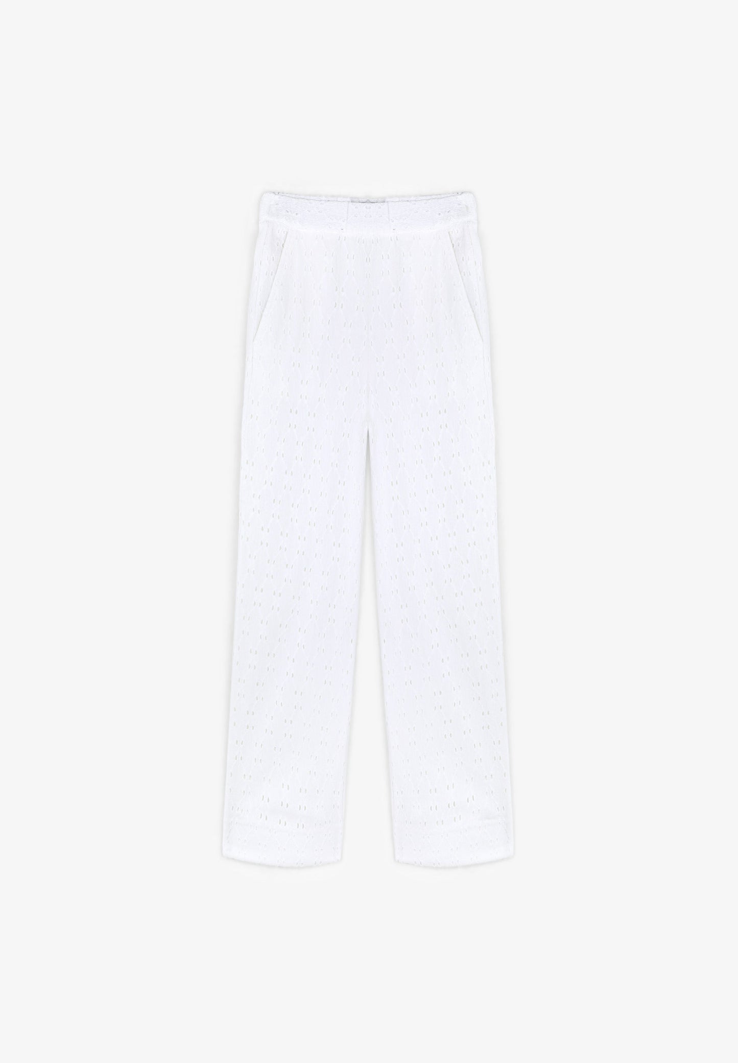 PANTALÓN DETALLES CALADOS
