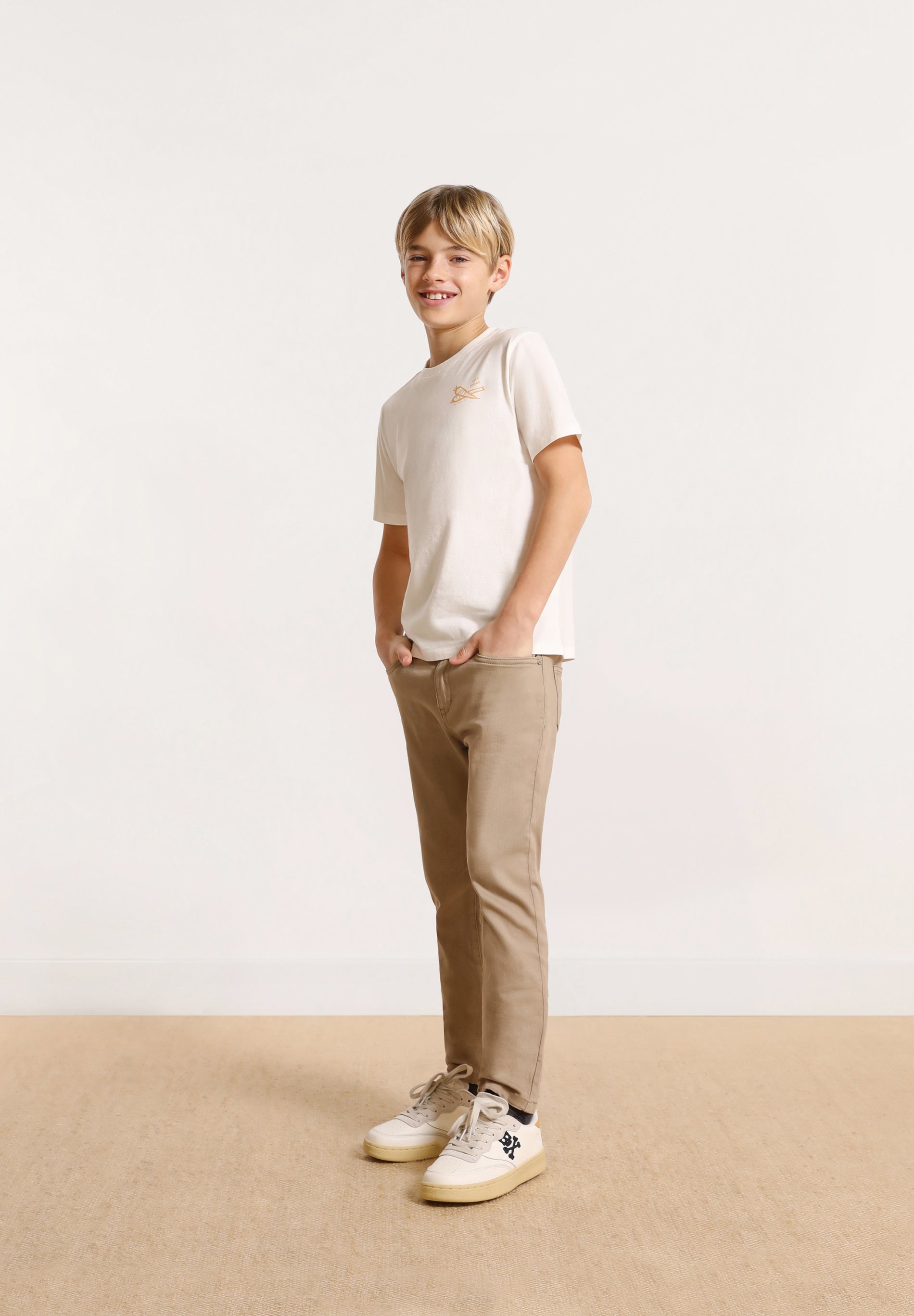 PANTALÓN CINCO BOLSILLOS