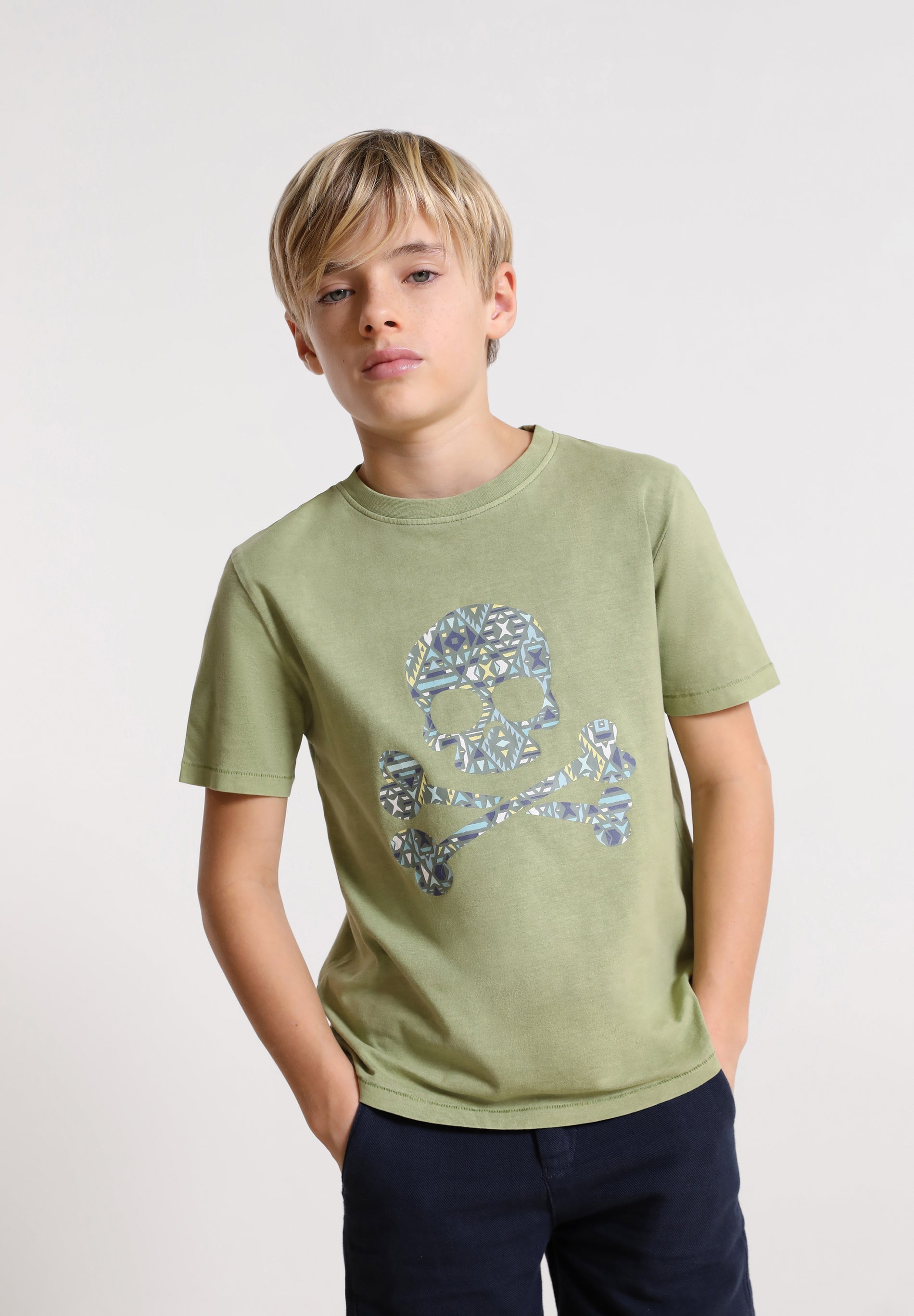 CAMISETA CALAVERA  PRINT GEOMÉTRICO