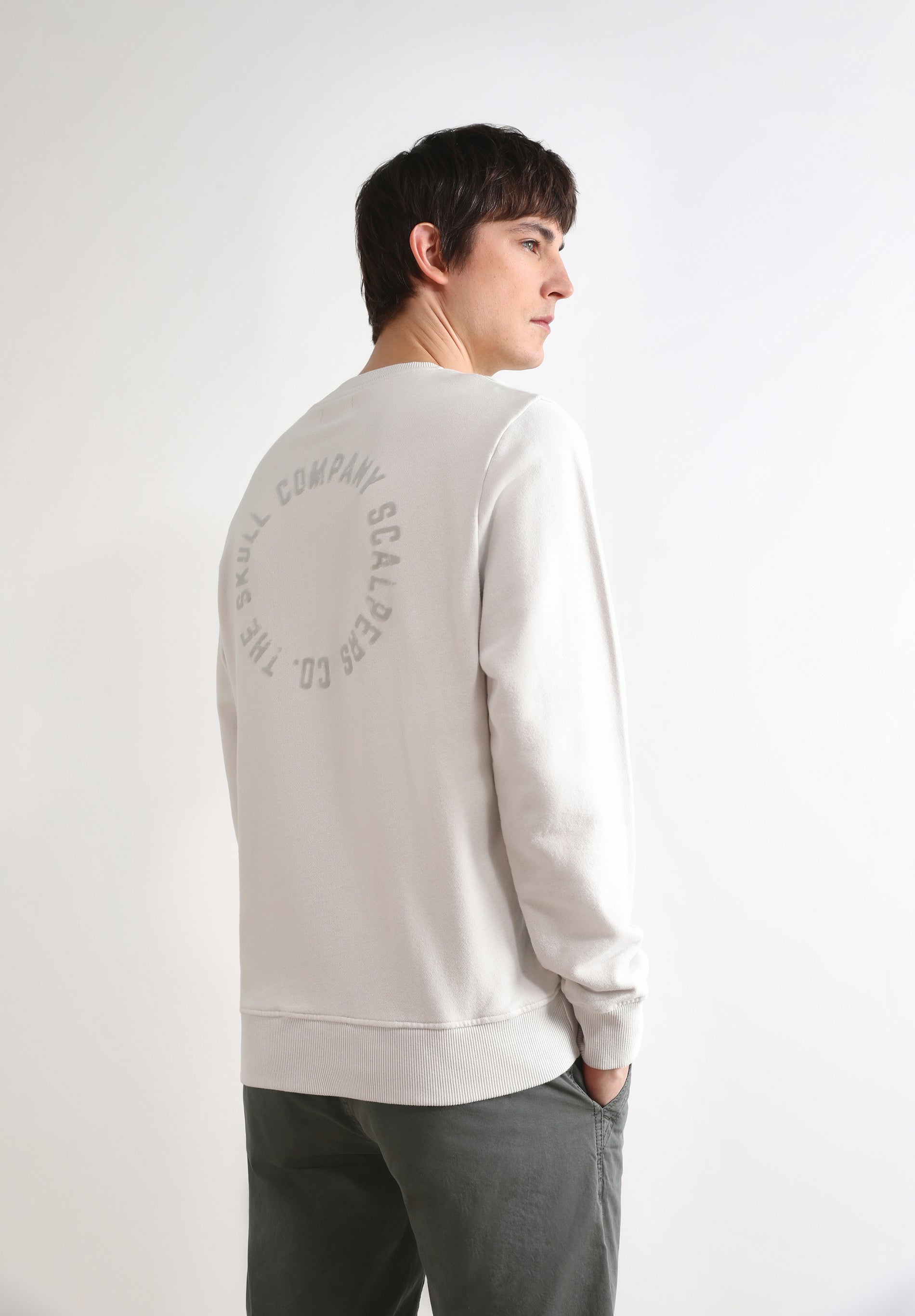 SUDADERA LOGO TRASERO FLOCADO