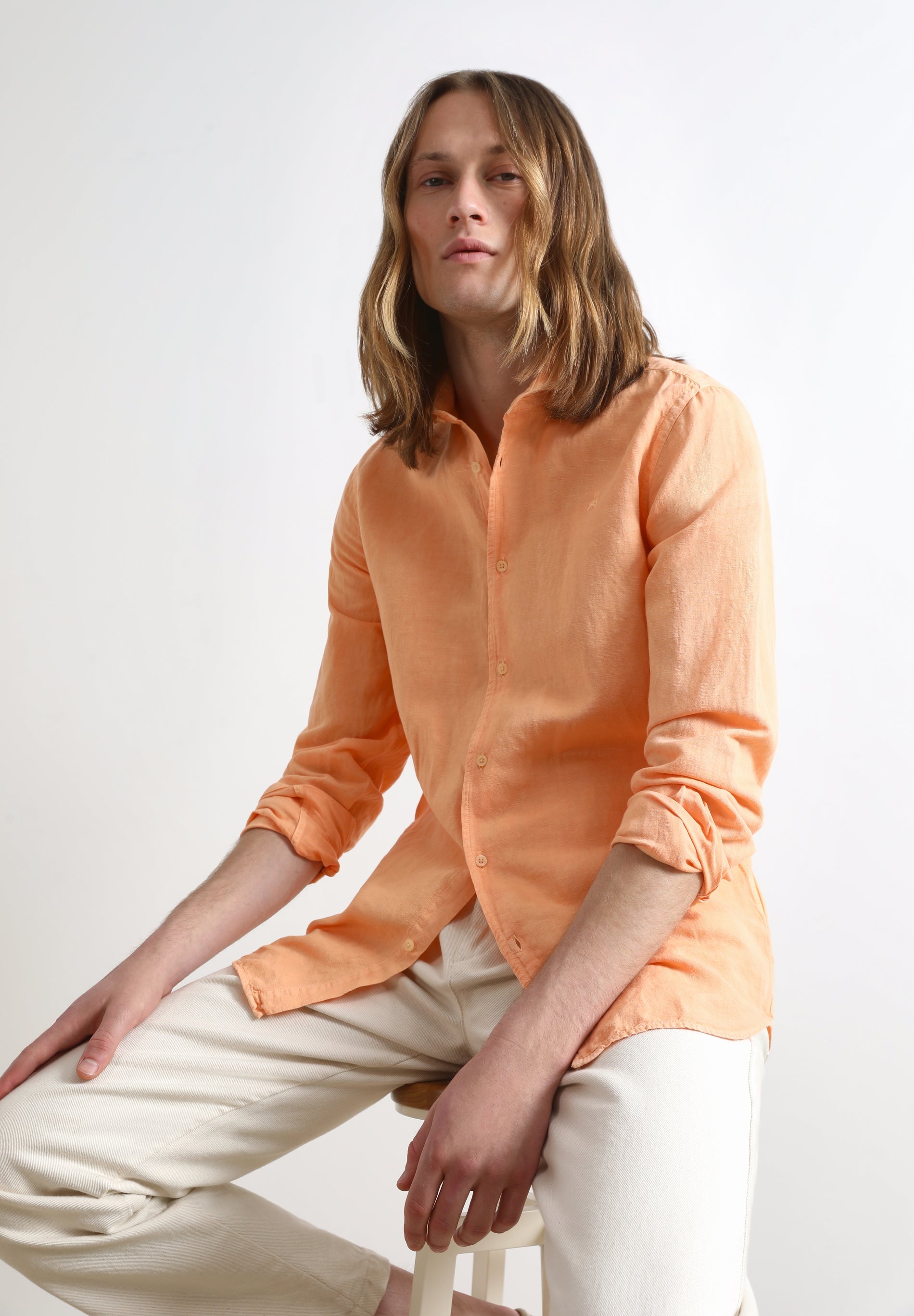 CAMISA LINO CALAVERA