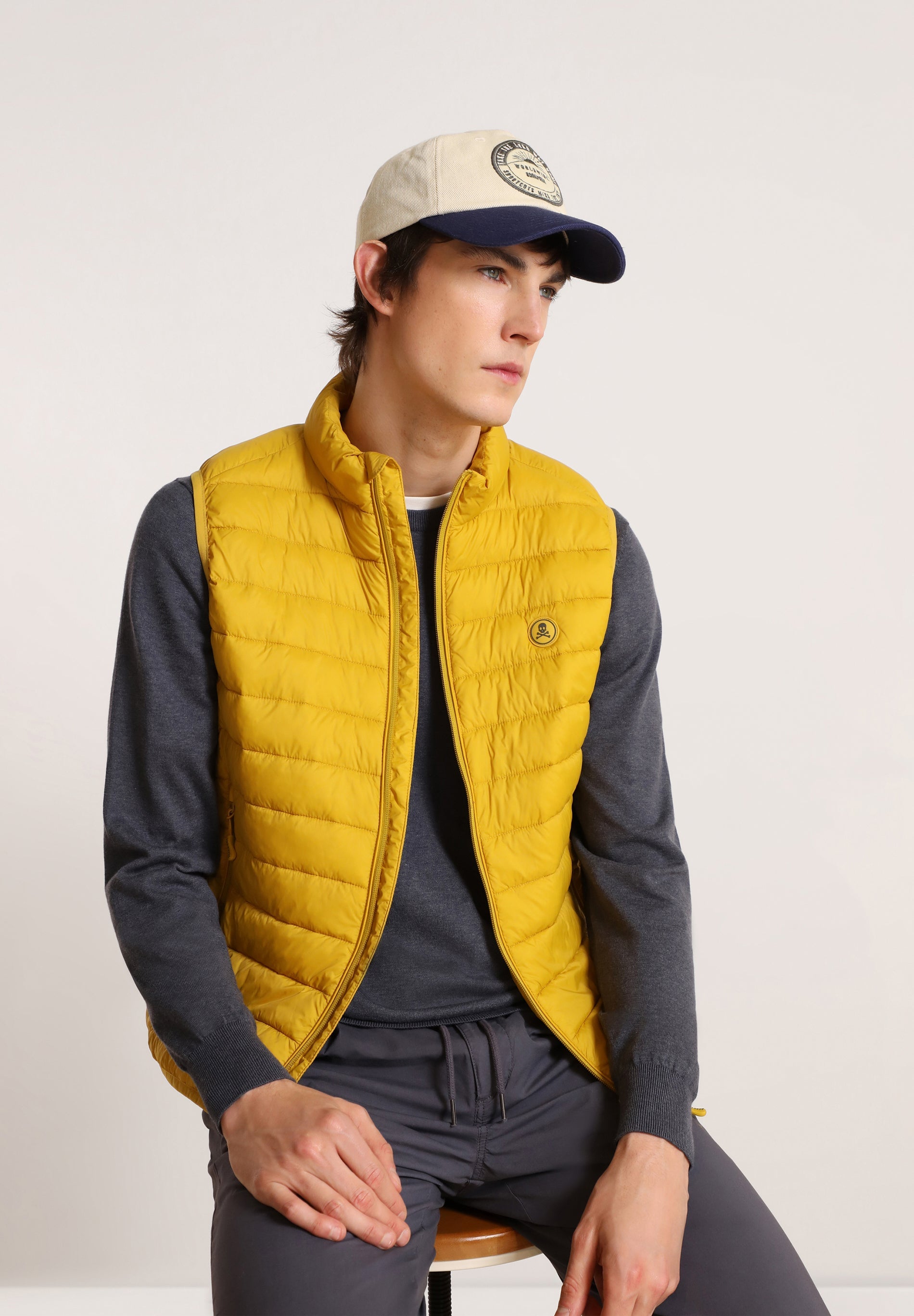 CHALECO ACOLCHADO CALAVERA