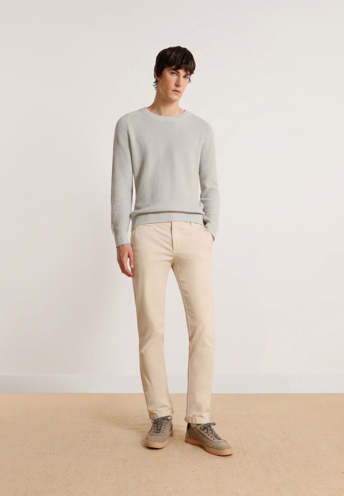 PANTALÓN CHINO CASUAL