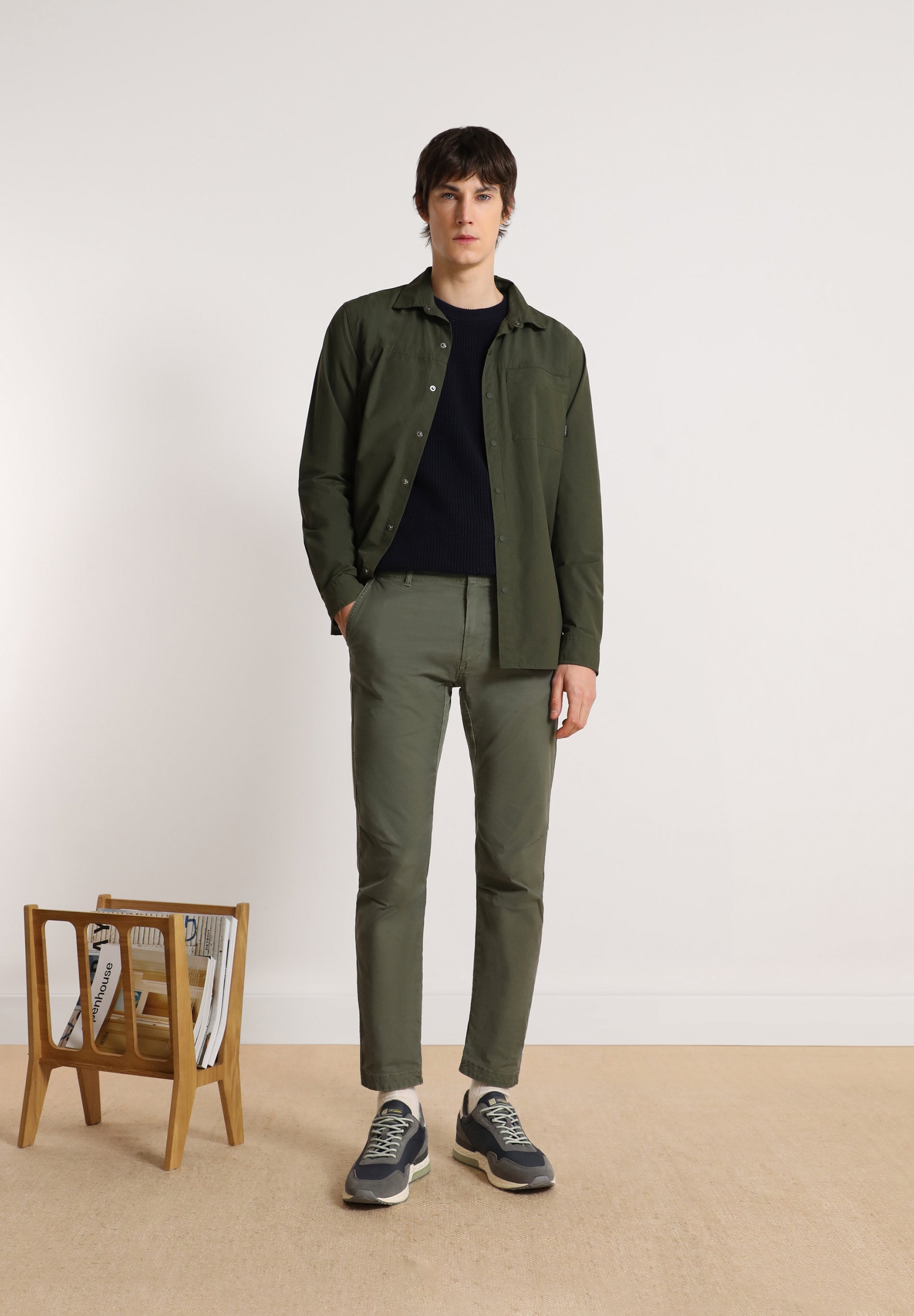 PANTALÓN CHINO LIGERO