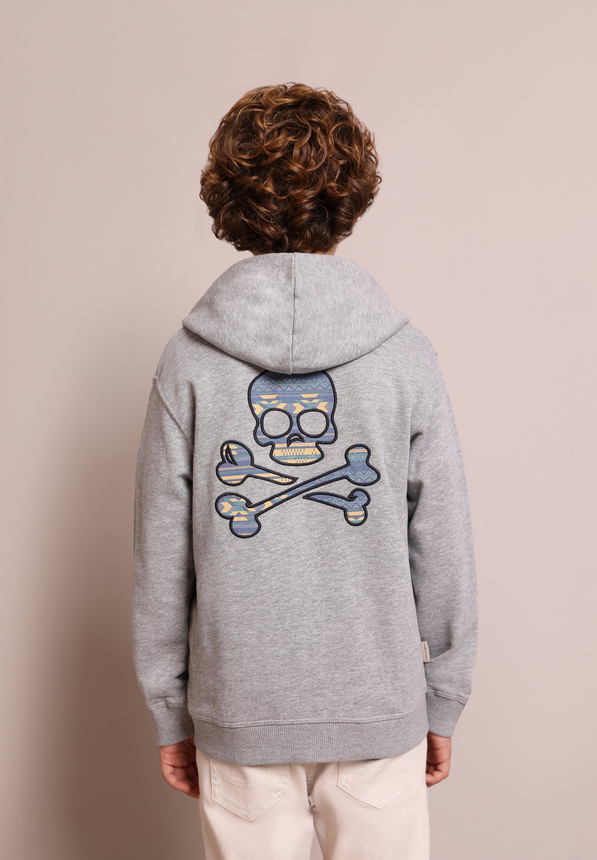 SUDADERA CREMALLERA CALAVERA TRASERA