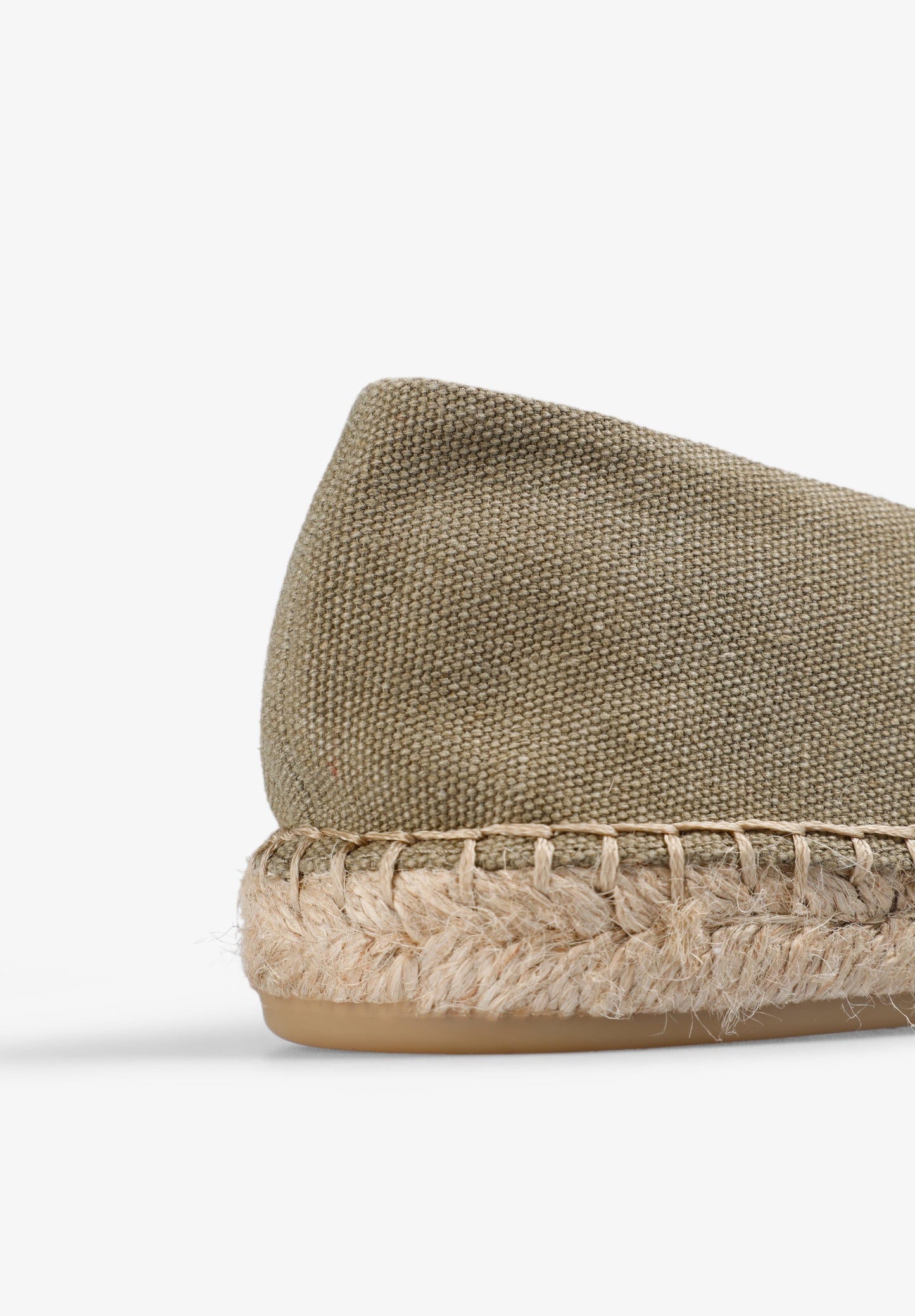 APARGATA PUNTO CALAVERA CONTRASTE