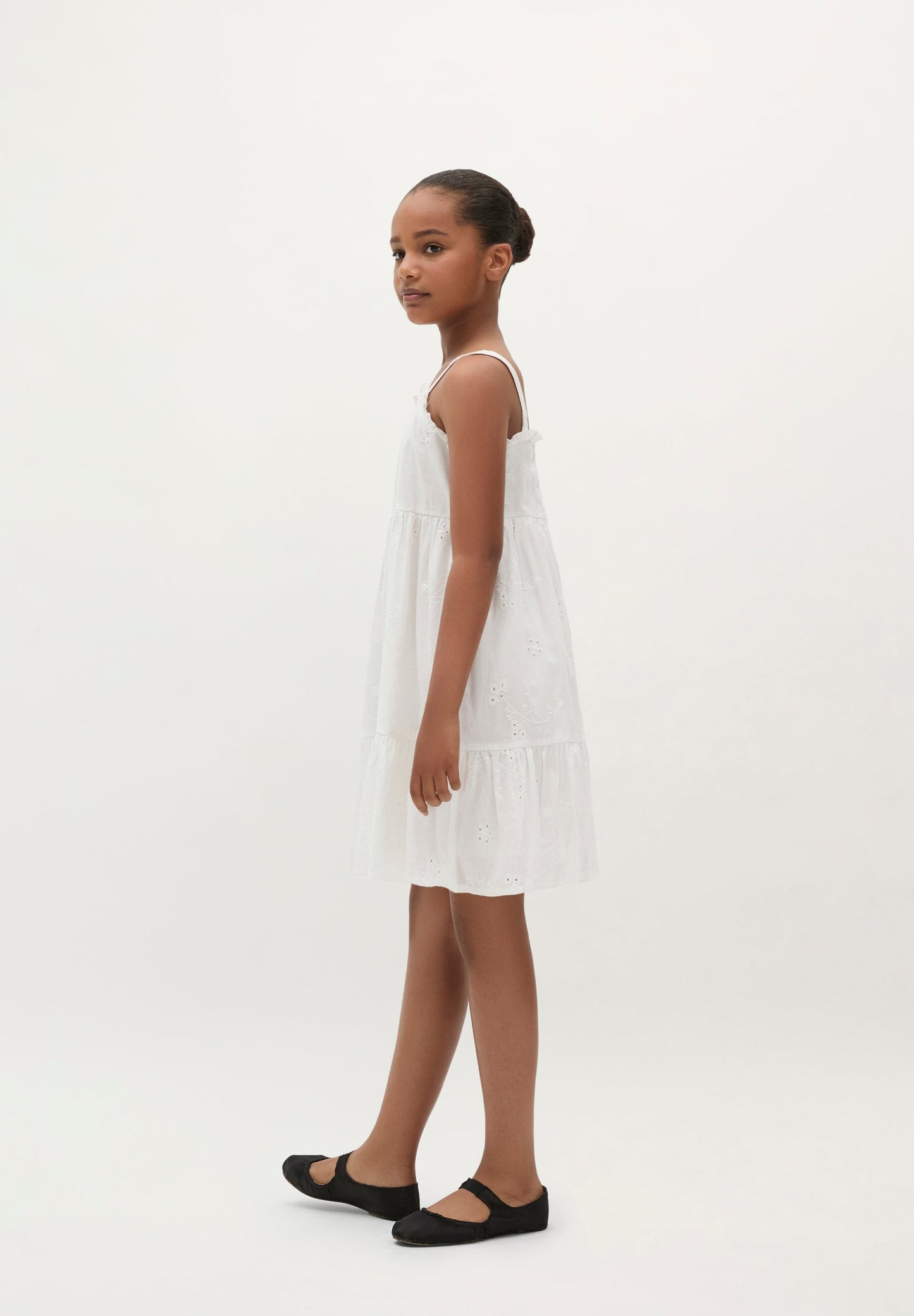 VESTIDO BORDADO FLORES