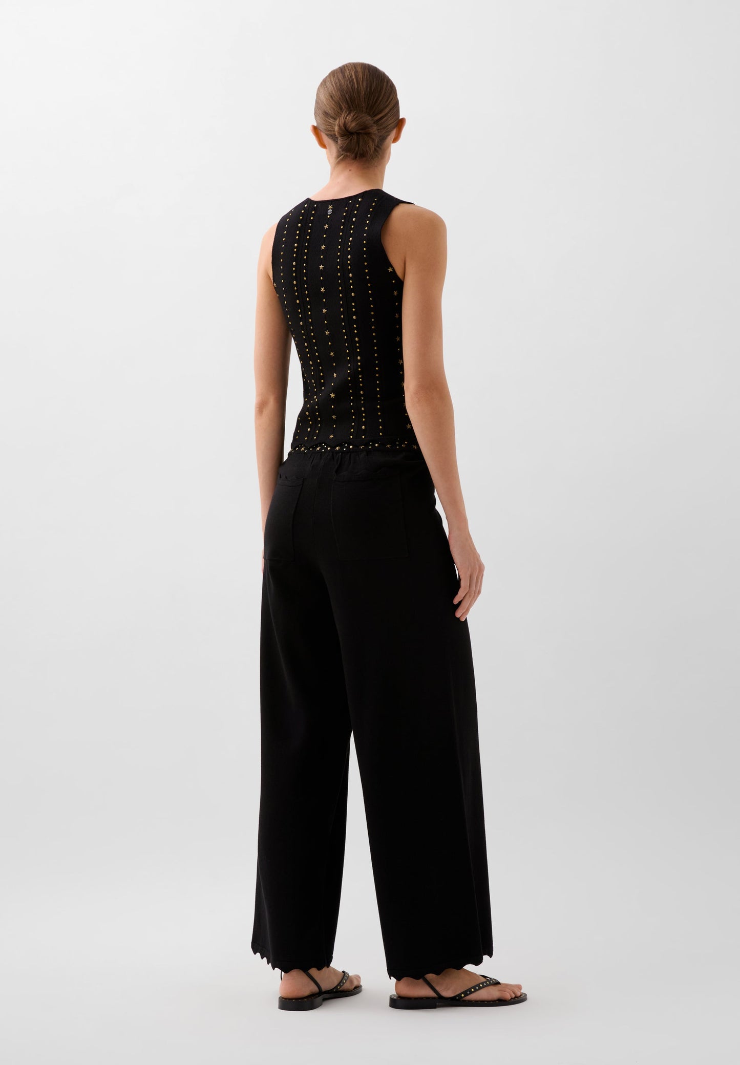 PANTALÓN PUNTO TACHUELAS