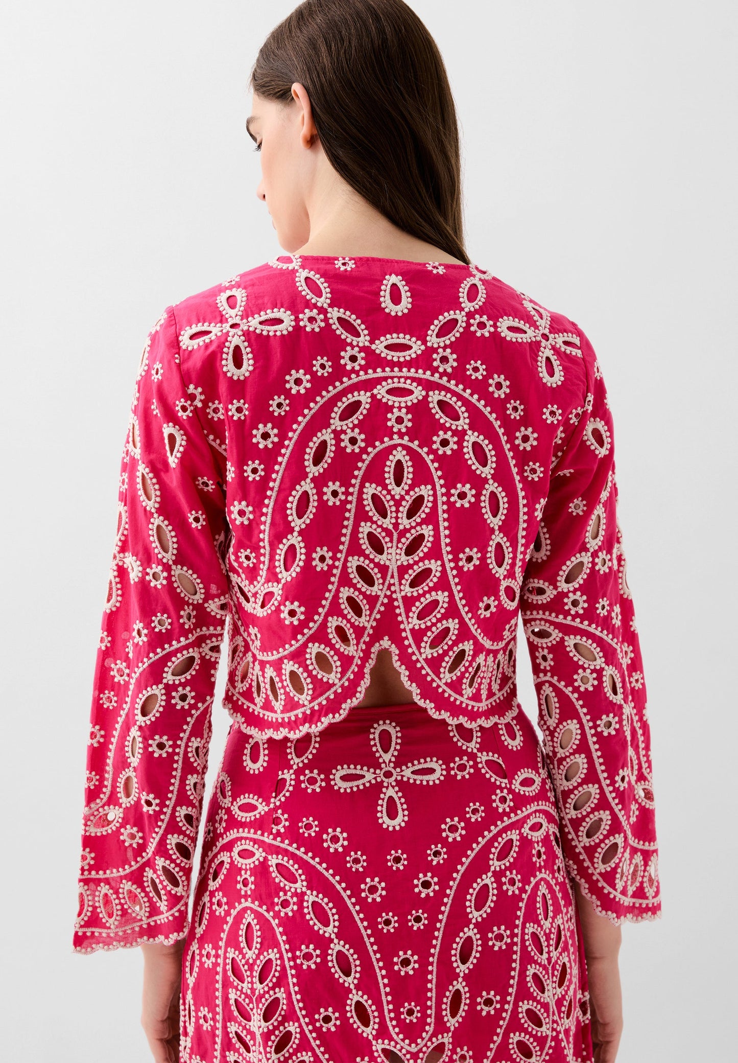 CAMISA BORDADOS CONTRASTE