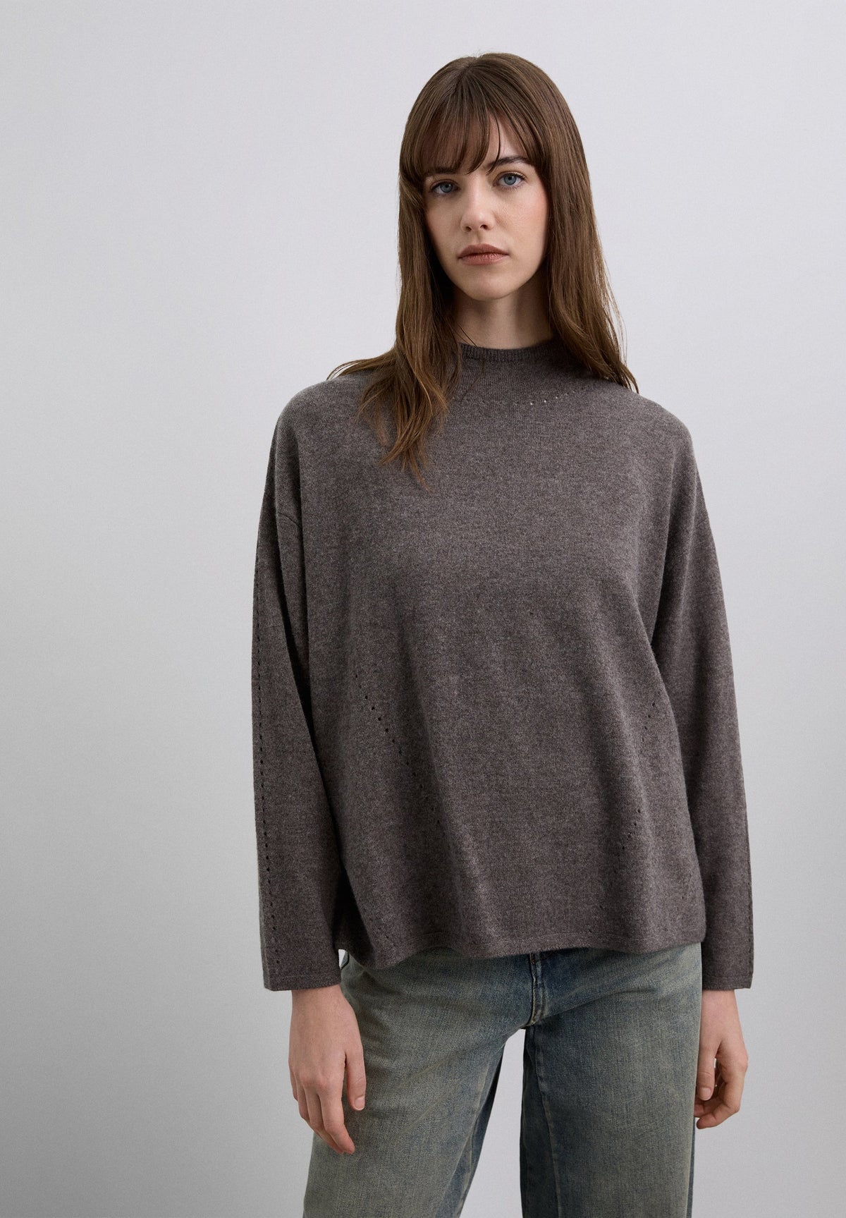 CHALECO CUELLO ALTO MEZCLA LANA