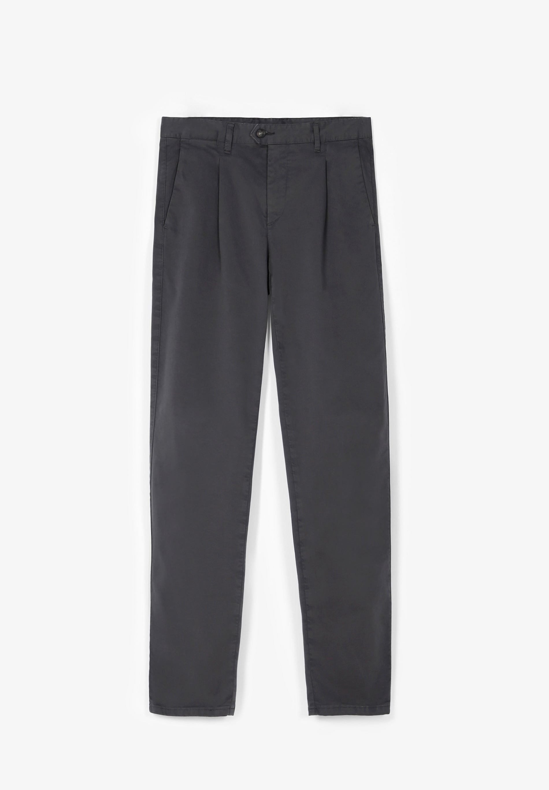 PANTALÓN CHINO PINZAS