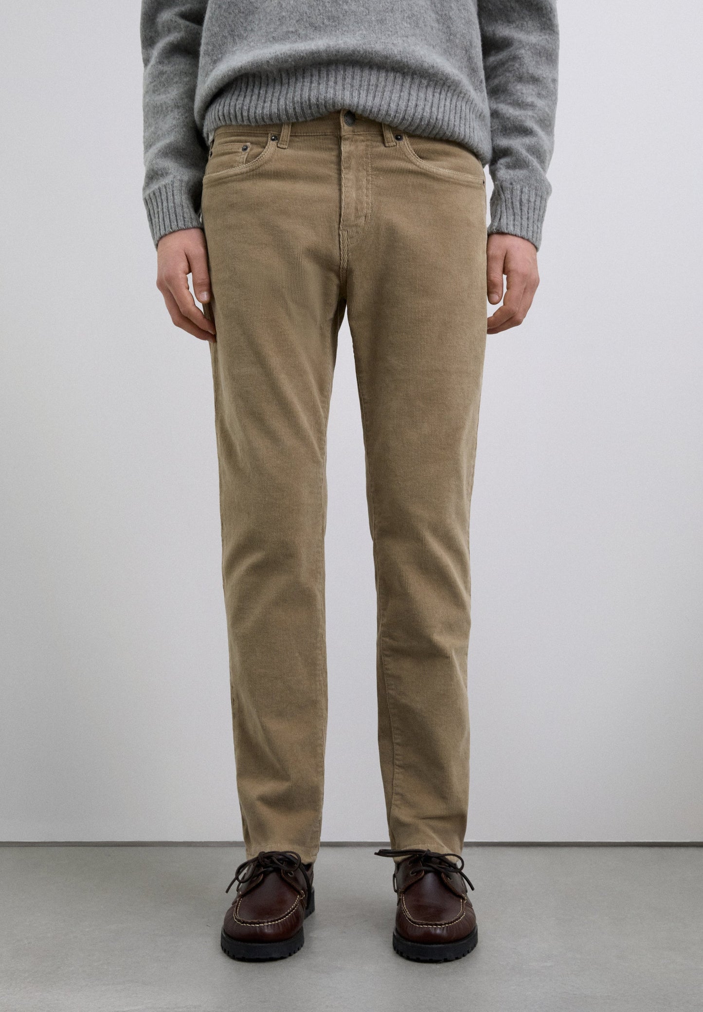 PANTALONES PANA REGULAR FIT