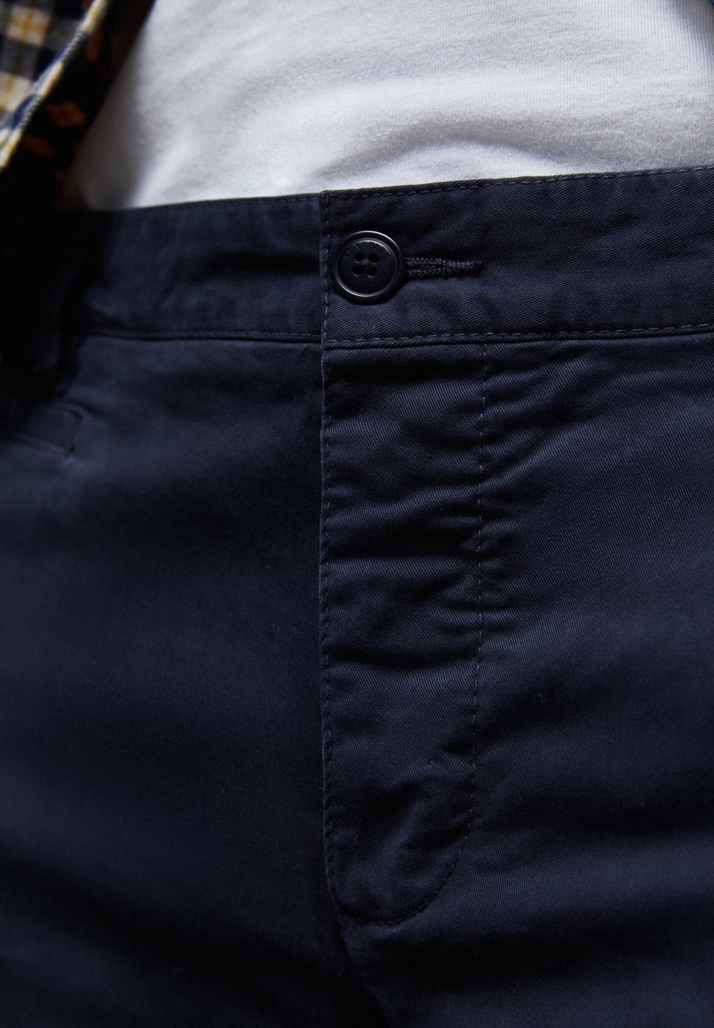 PANTALÓN CHINO CASUAL