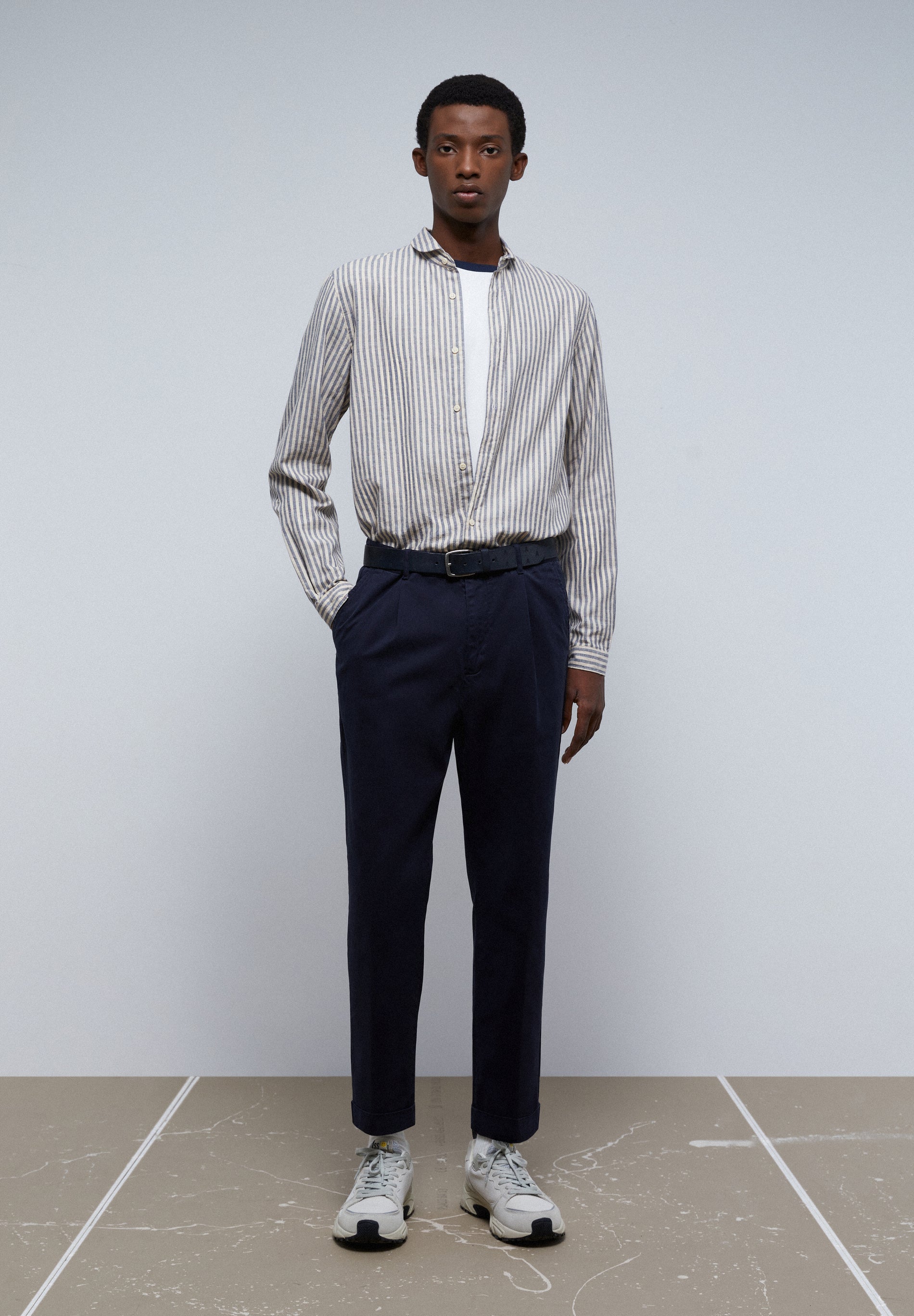 PANTALÓN PREMIUM CHINO PINZAS